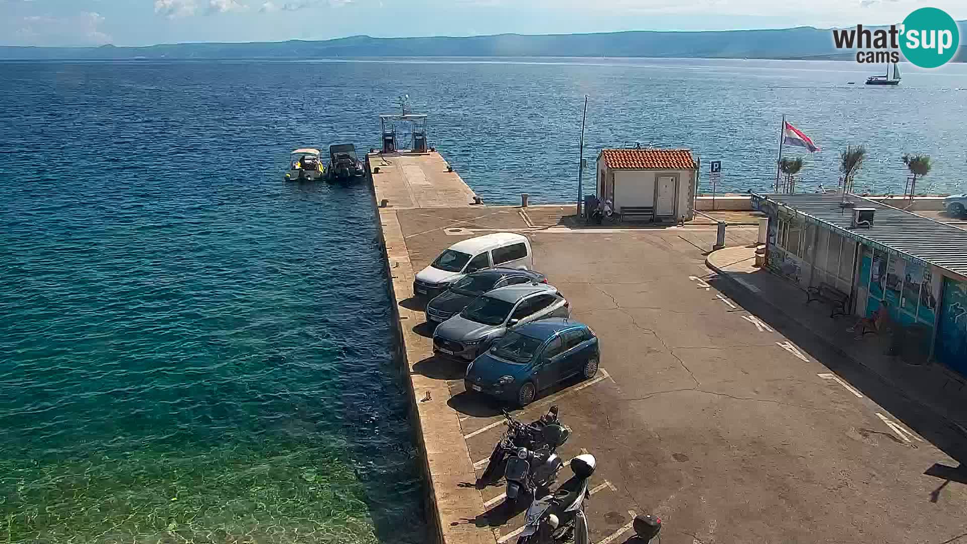 Webcam Bol Centro e Marina – Vista live dal porto di Bol