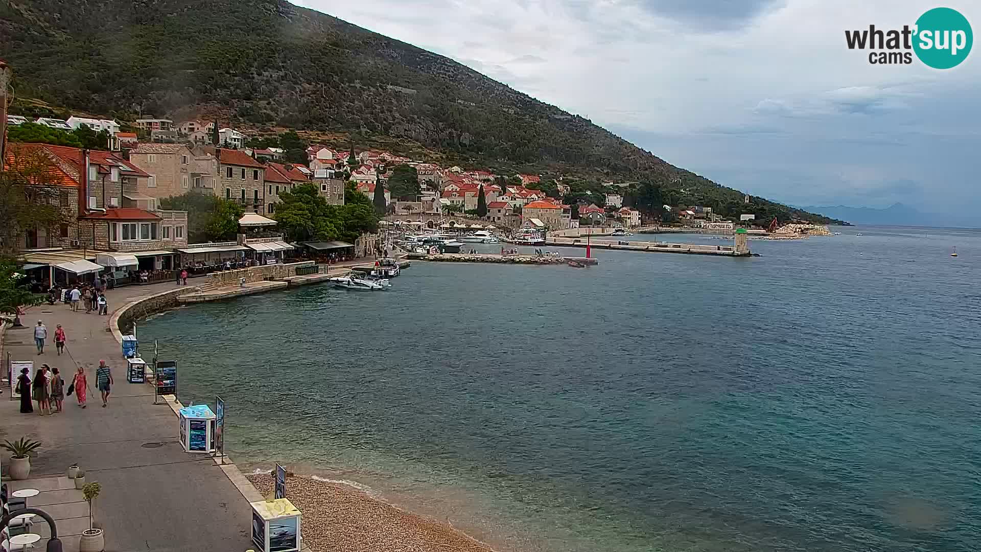 Webcam Bol Hafen & Ortszentrum – Liveblick aus Bol auf der Insel Brač