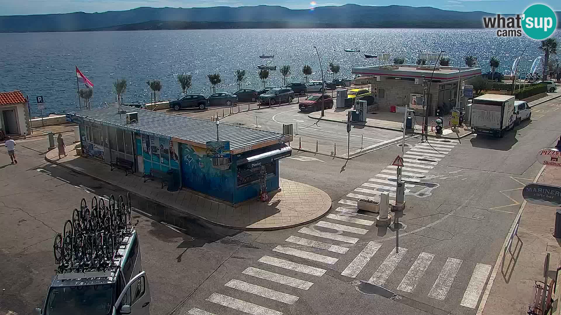 Webcam Bol Centro e Marina – Vista live dal porto di Bol