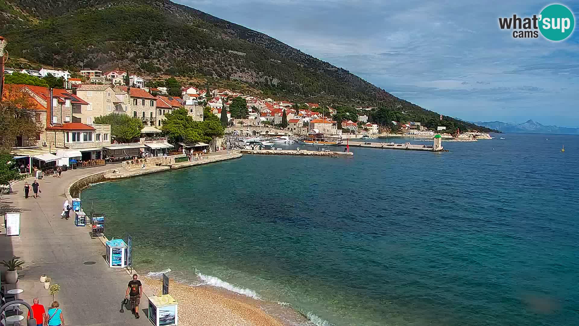 Webcam Bol Hafen & Ortszentrum – Liveblick aus Bol auf der Insel Brač