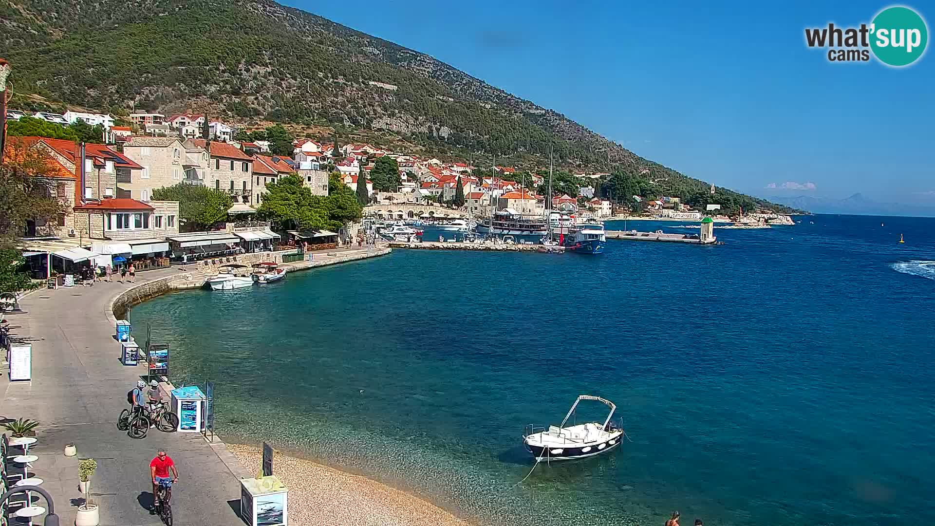 Webcam Bol Town Center & Marina – Live View from Bol, Brač