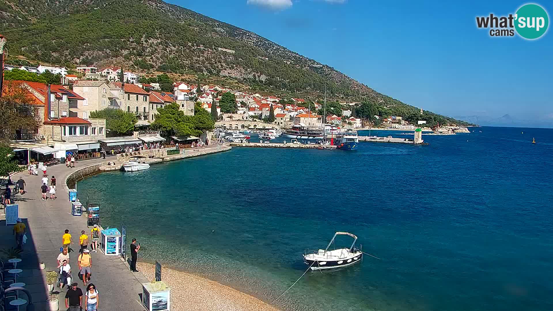 Webcam Bol Hafen & Ortszentrum – Liveblick aus Bol auf der Insel Brač