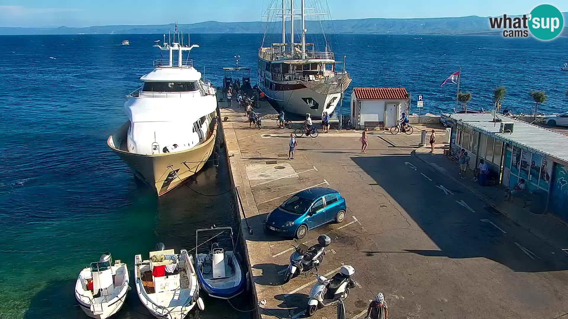 Webcam Bol Centre-Ville & Marina – Vue en direct depuis Bol, île de Brač