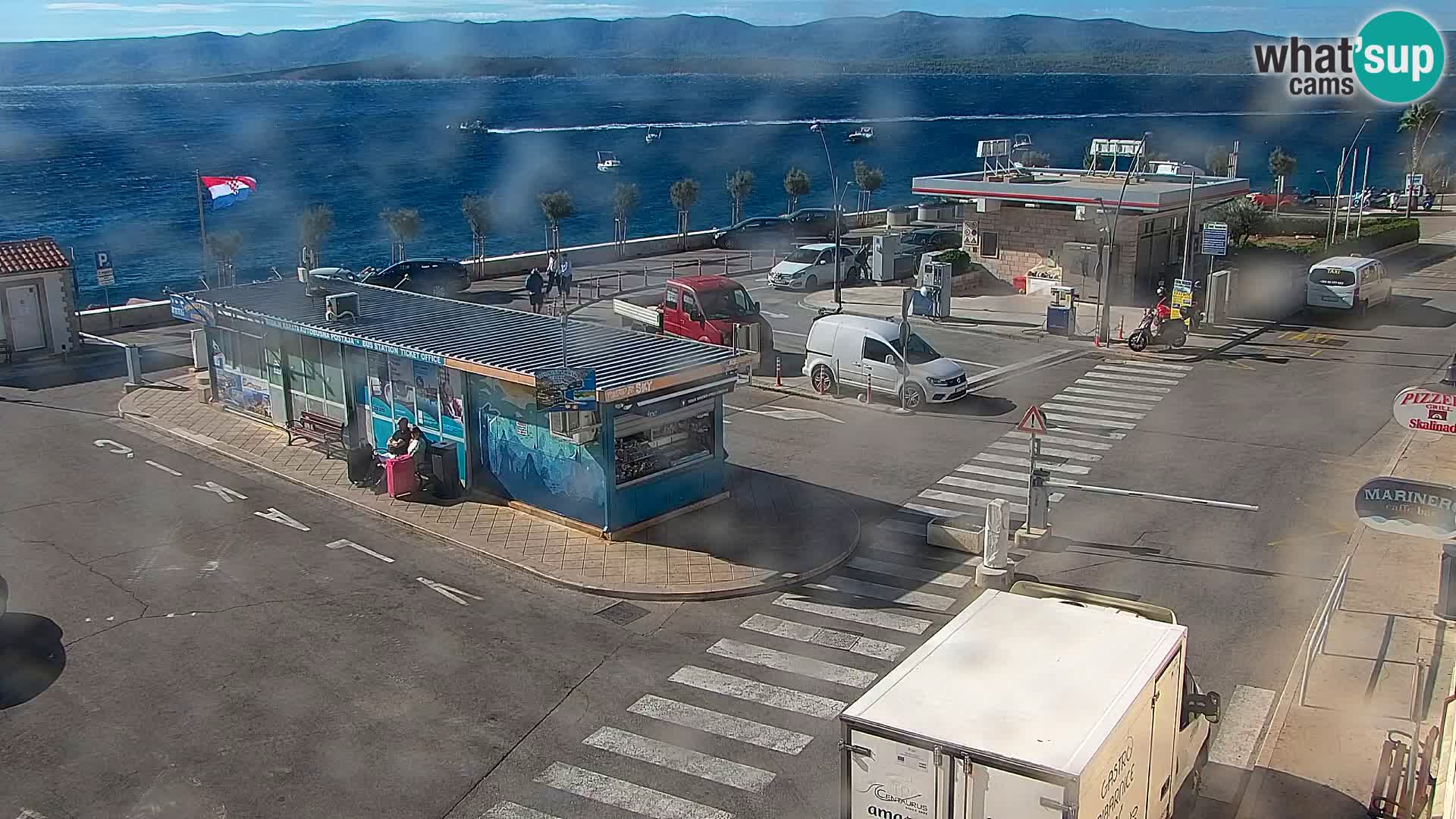 Webcam Bol Hafen & Ortszentrum – Liveblick aus Bol auf der Insel Brač