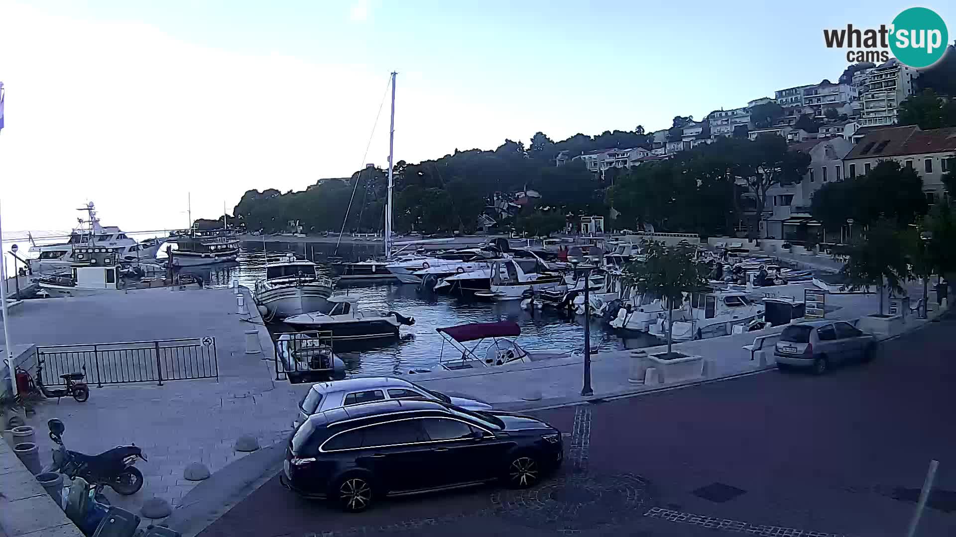 Brela – hafen