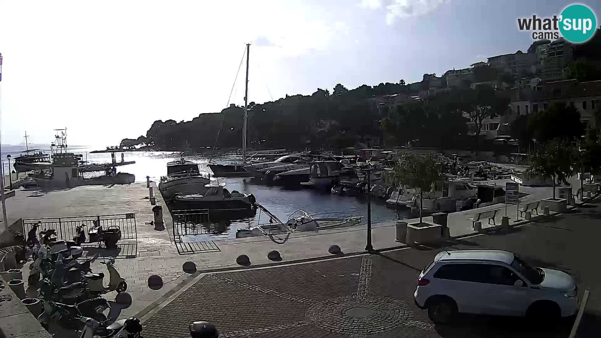 Brela web kamera – porat – Dalmacija