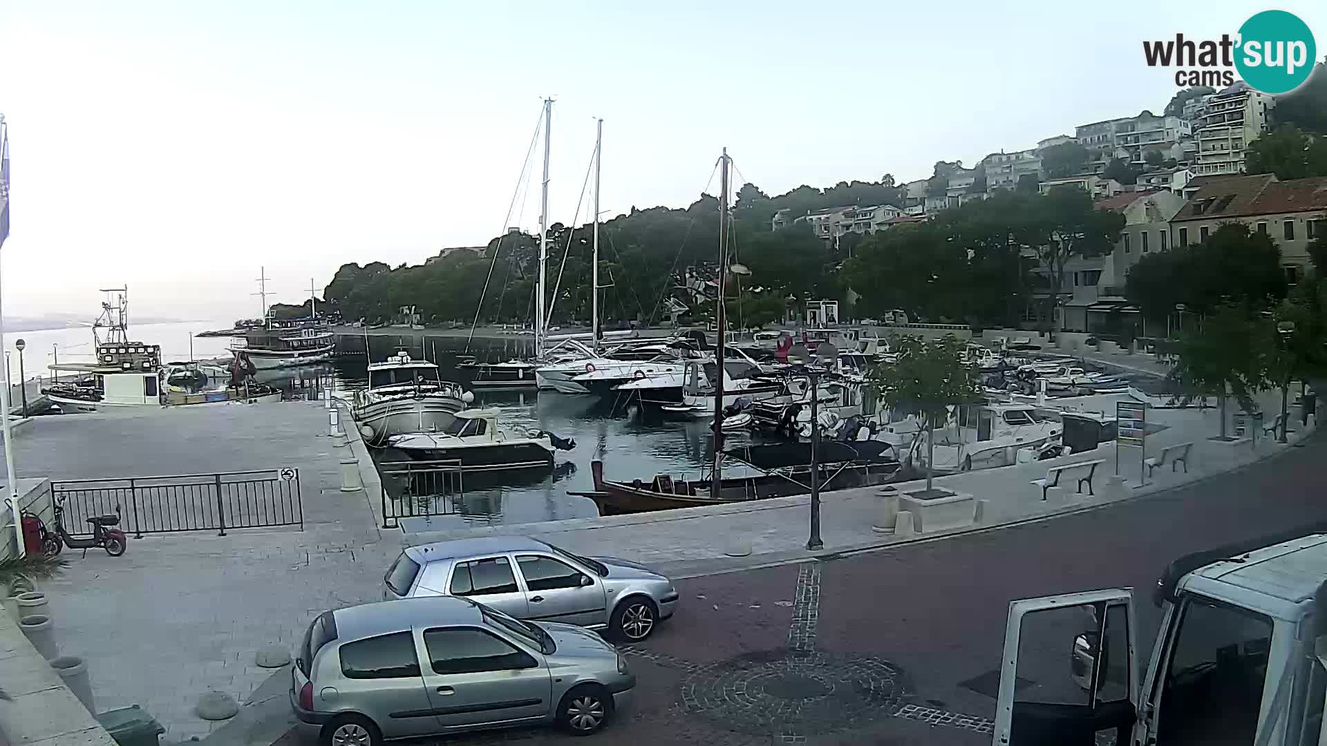 Brela web kamera – porat – Dalmacija