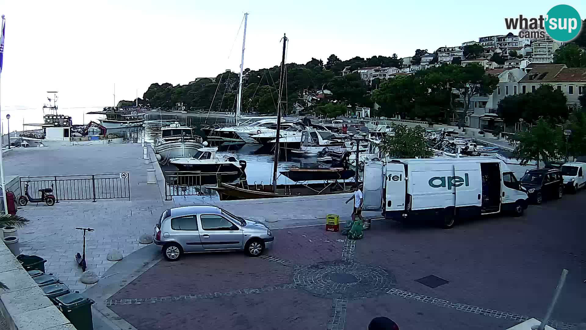 Brela web kamera – porat – Dalmacija