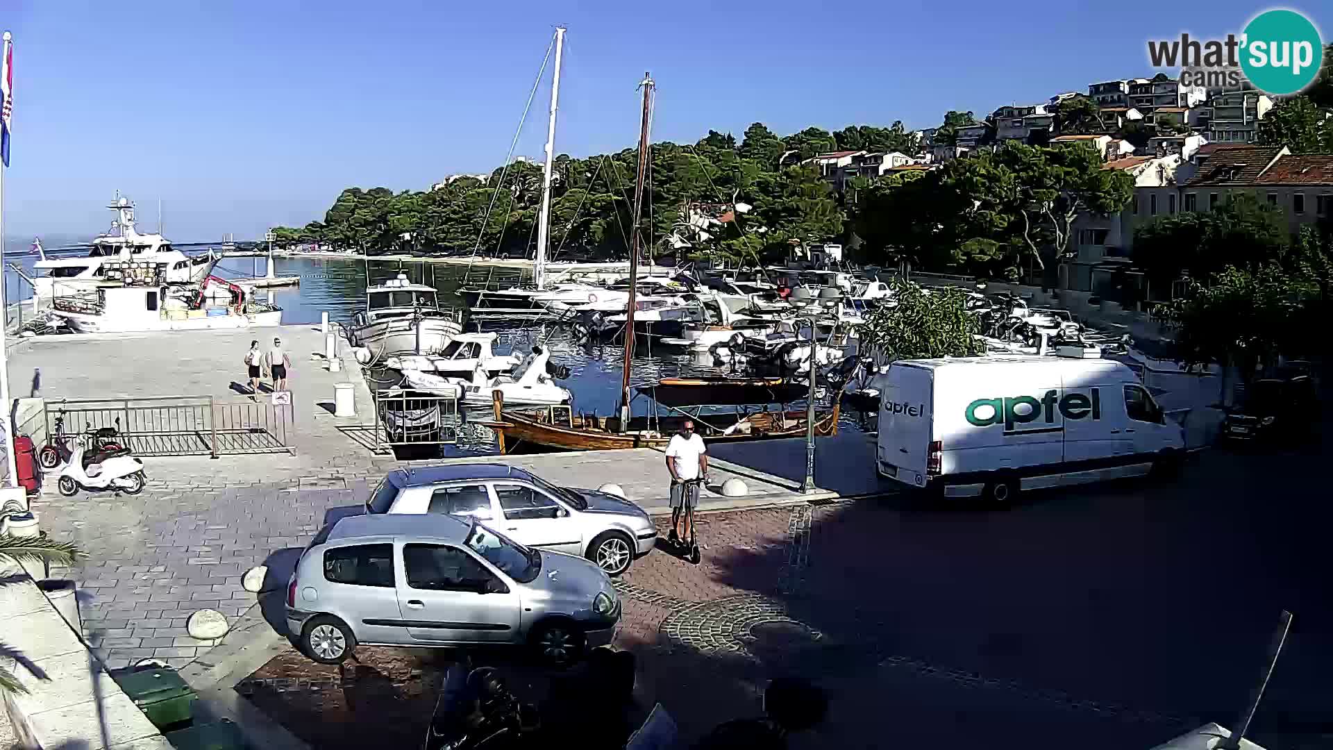 Brela – hafen