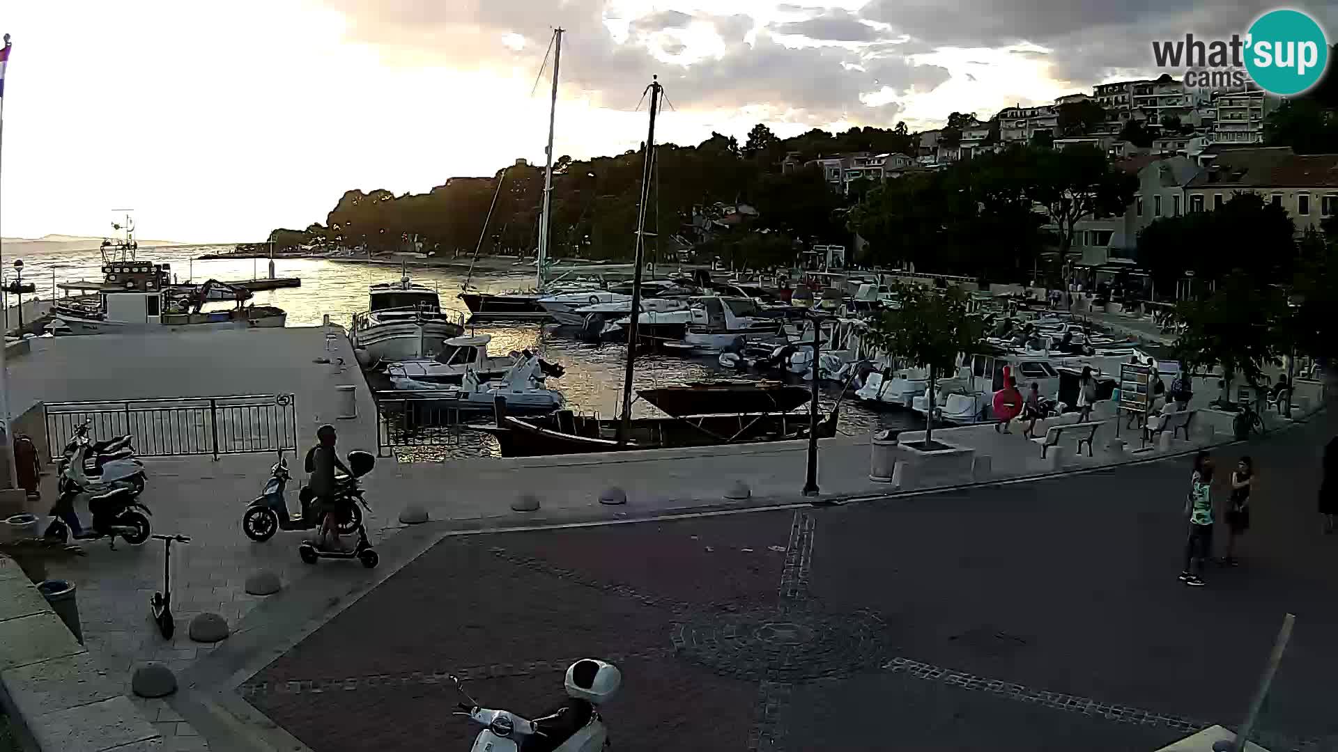Brela web kamera – porat – Dalmacija