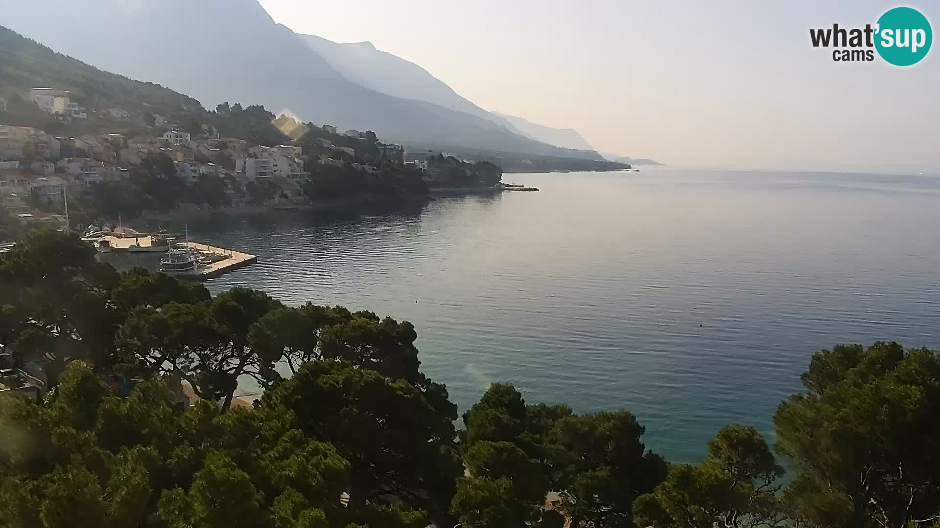 Live webcam Brela – Panorama