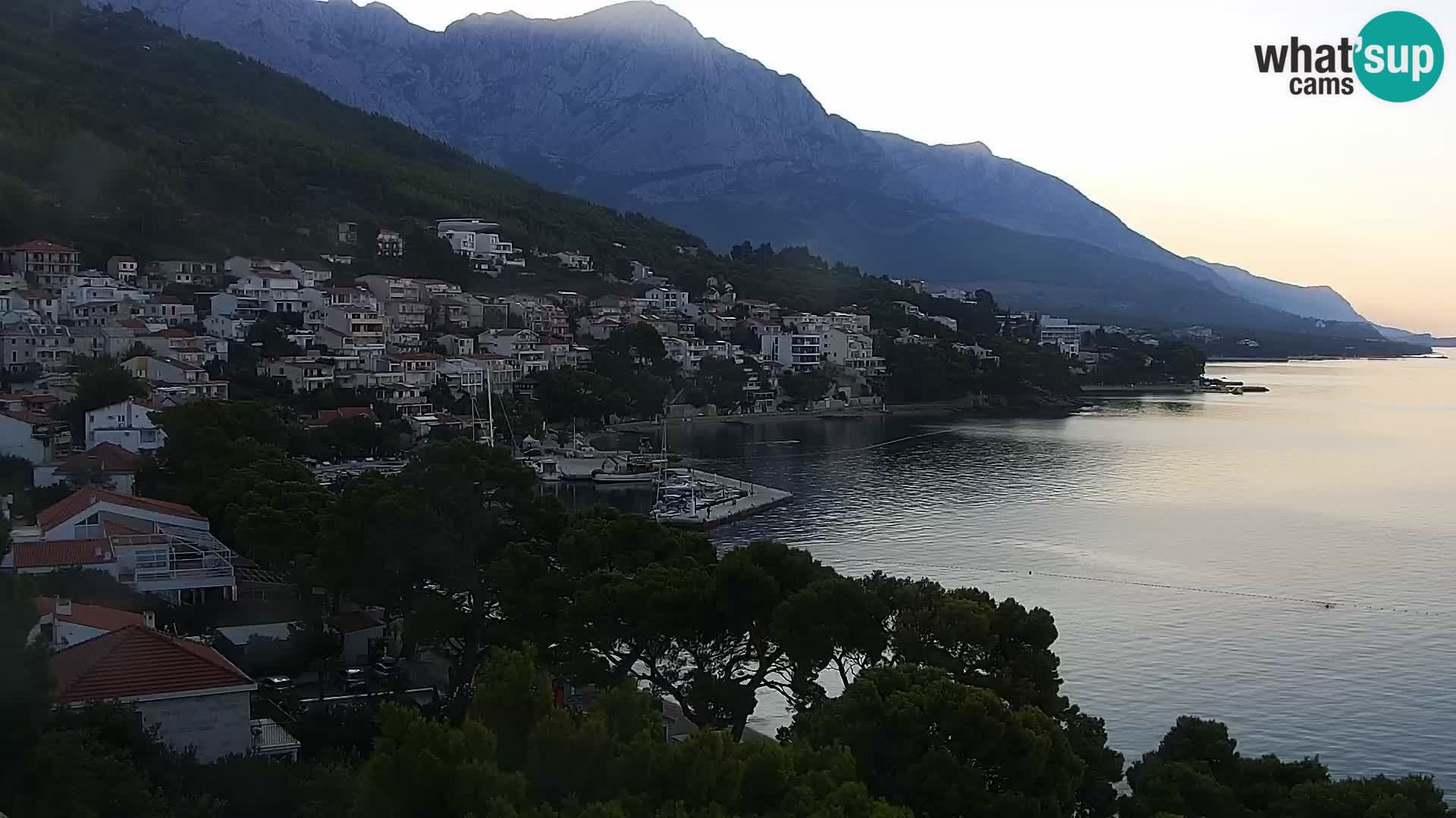 Live webcam Brela – Panorama