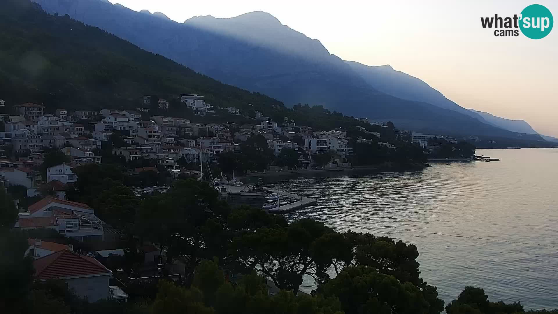 PTZ Webcam Brela – Panorama