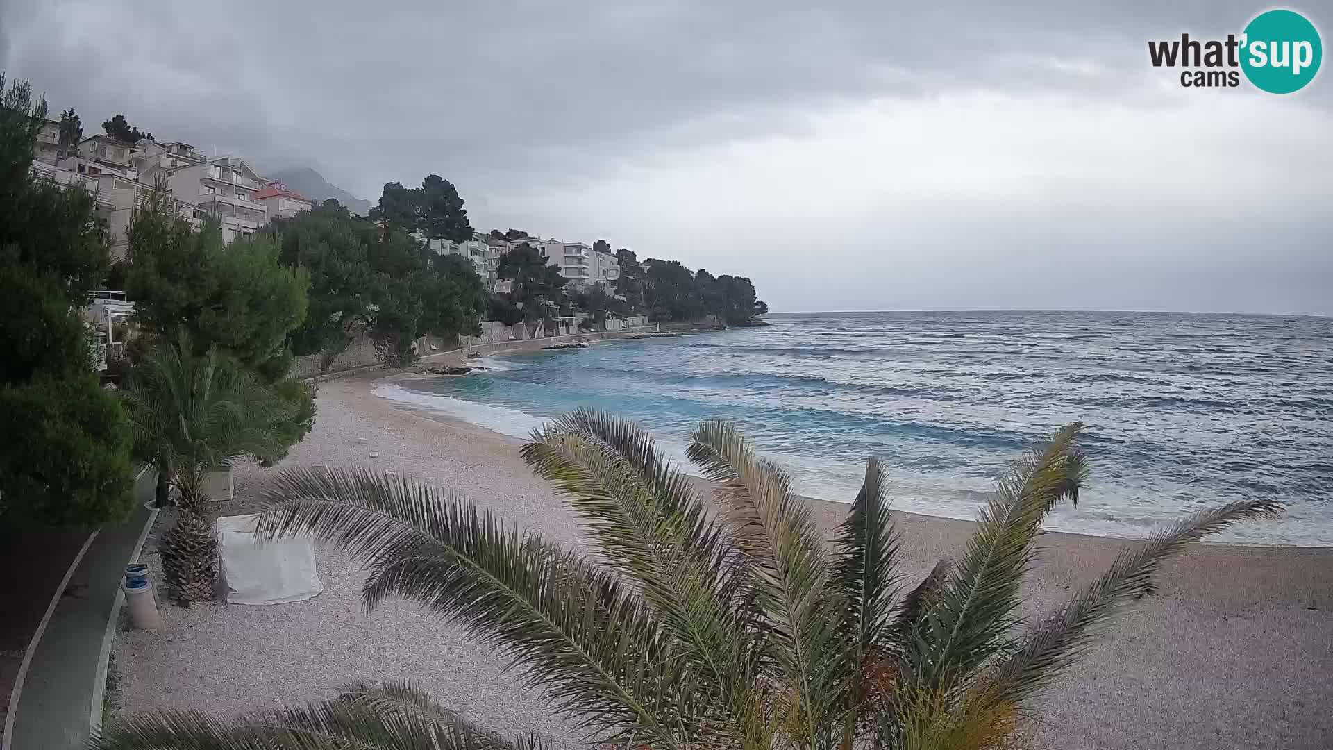 Webcam Plage Lučica Brela – Vue en direct sur la côte adriatique
