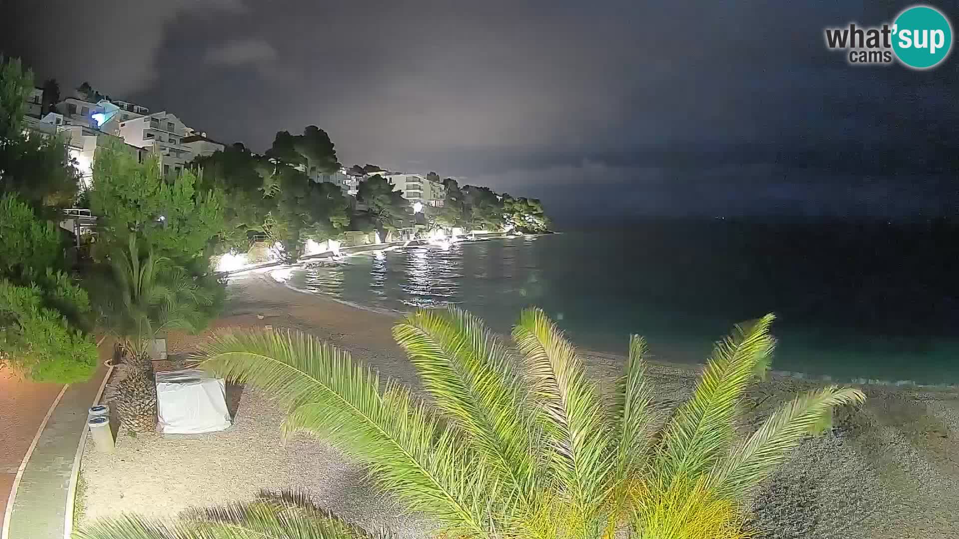 Webcam Spiaggia Lučica Brela – Vista live sulla costa adriatica