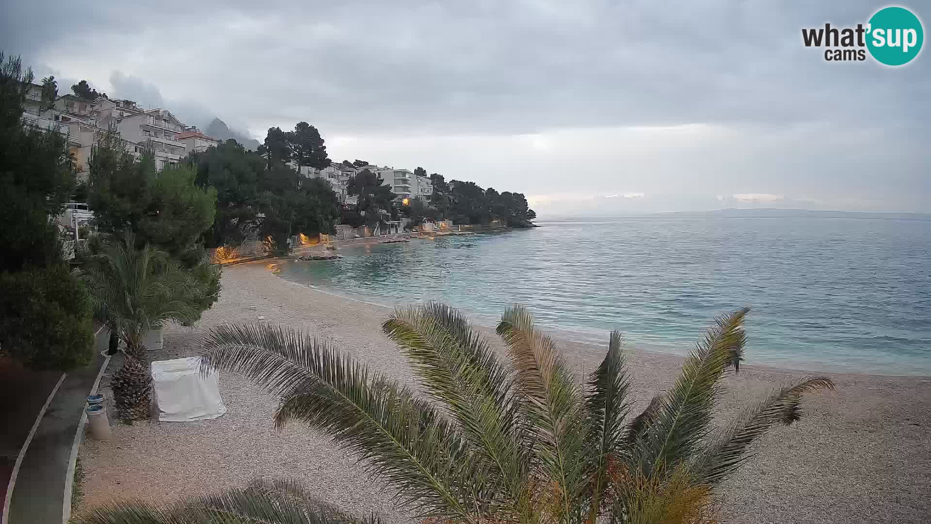 Webcam Lučica Strand Beach Brela – Liveblick von der Adriaküste