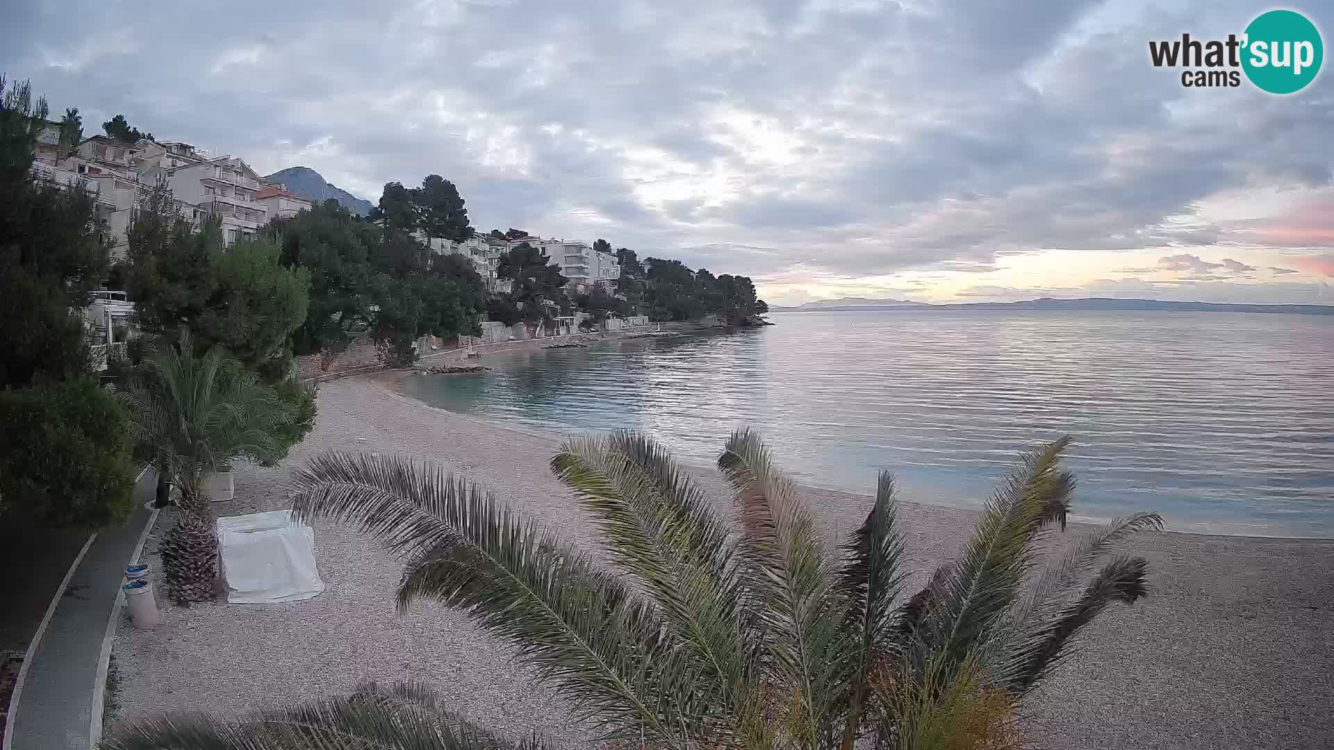 Webcam Lučica Strand Beach Brela – Liveblick von der Adriaküste