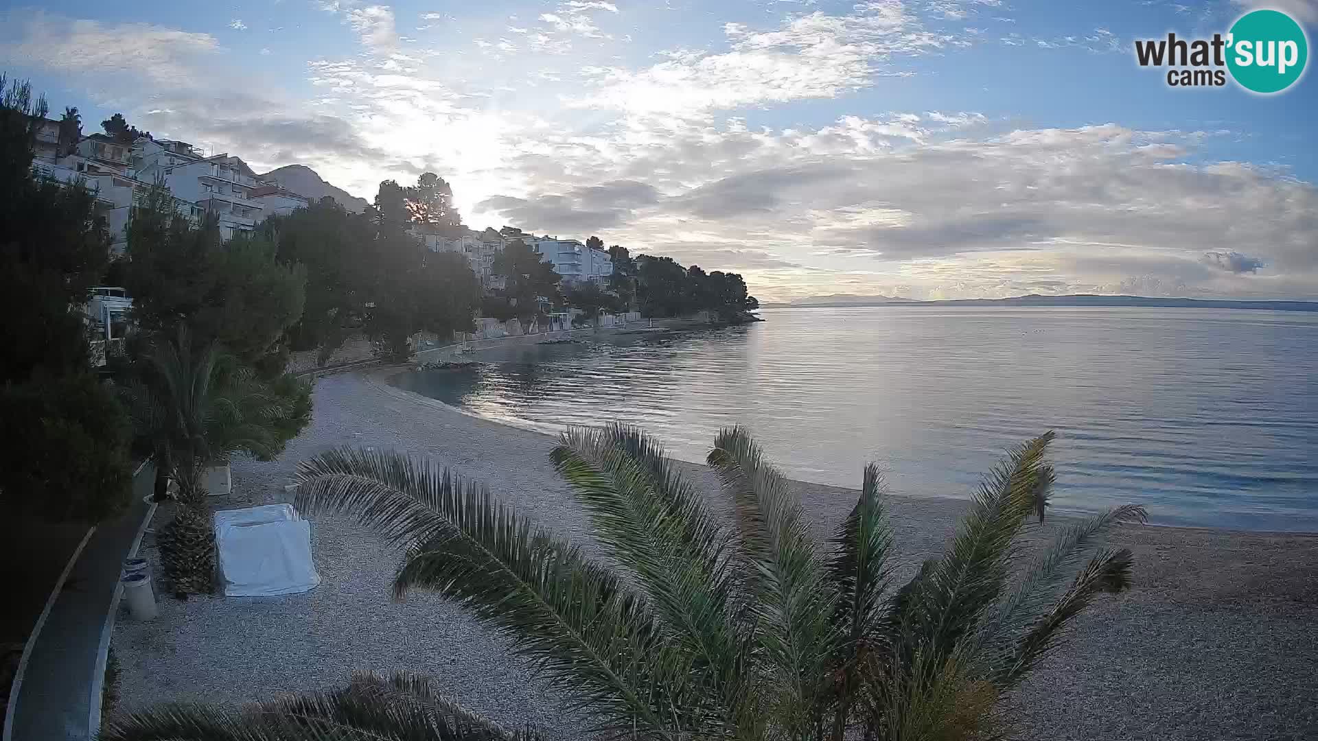 Webcam Lučica Strand Beach Brela – Liveblick von der Adriaküste
