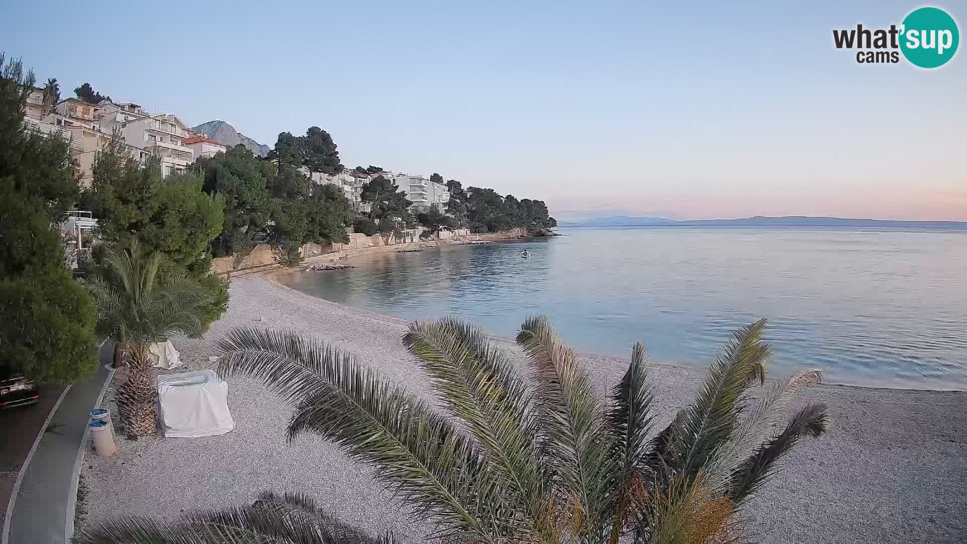 Webcam Plage Lučica Brela – Vue en direct sur la côte adriatique
