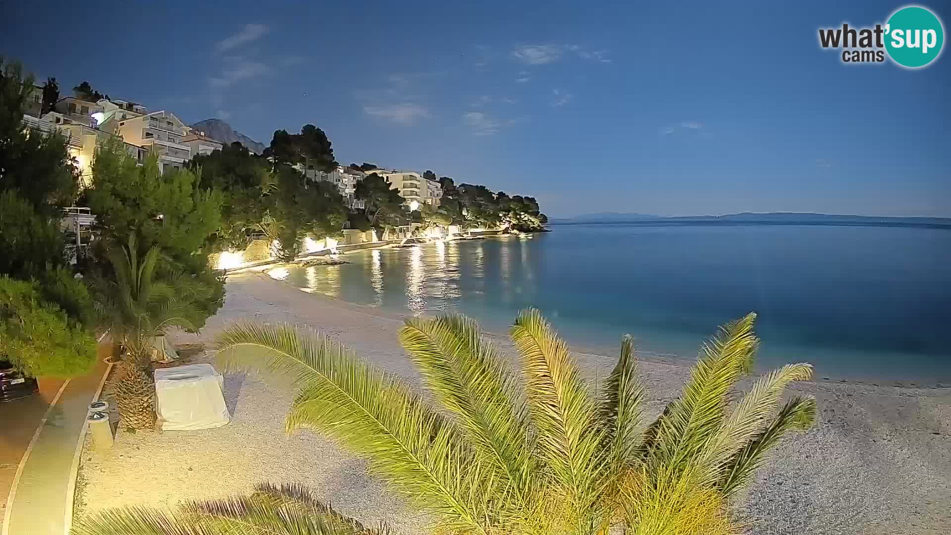 Webcam Plage Lučica Brela – Vue en direct sur la côte adriatique