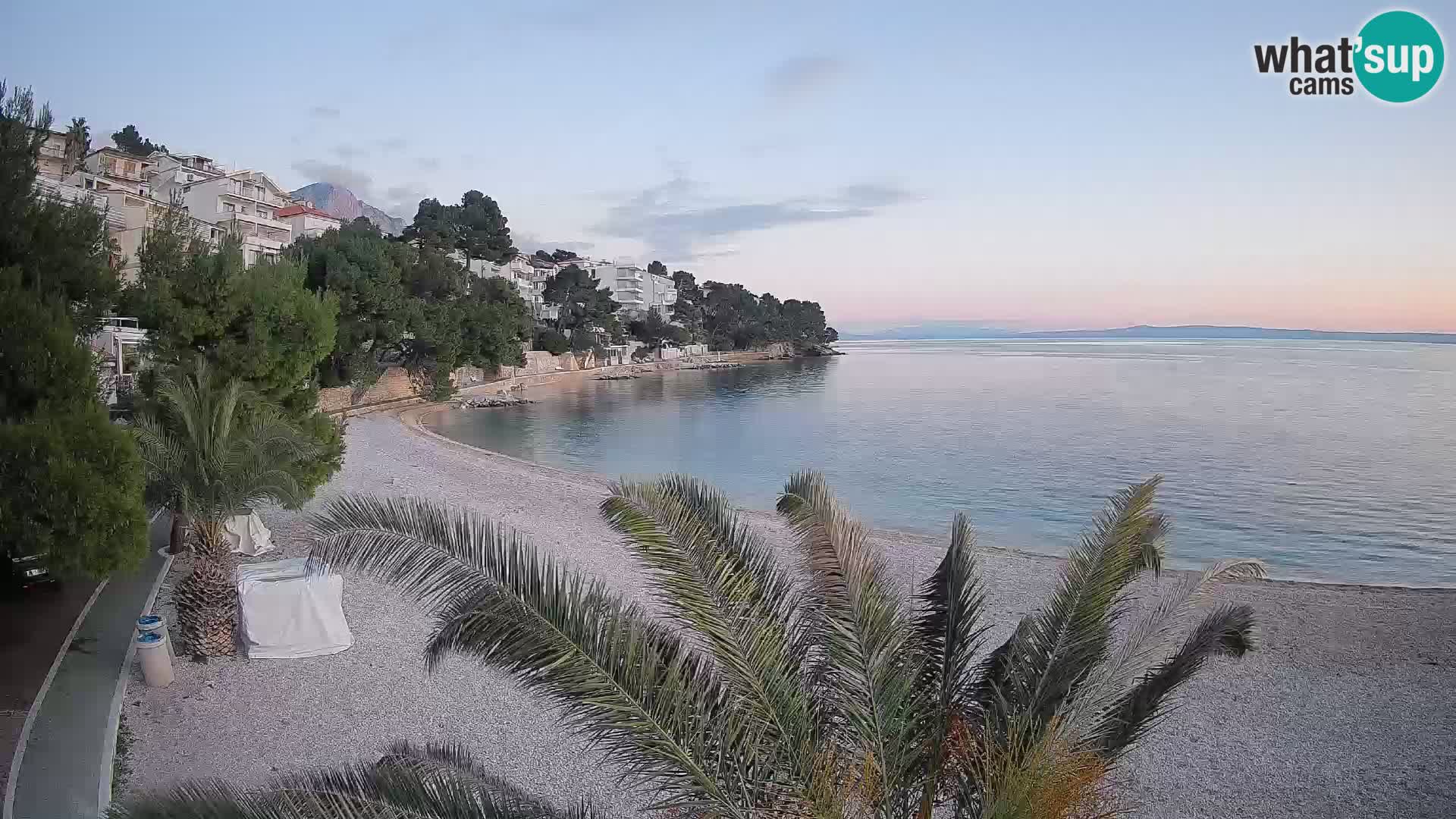 Webcam Spiaggia Lučica Brela – Vista live sulla costa adriatica