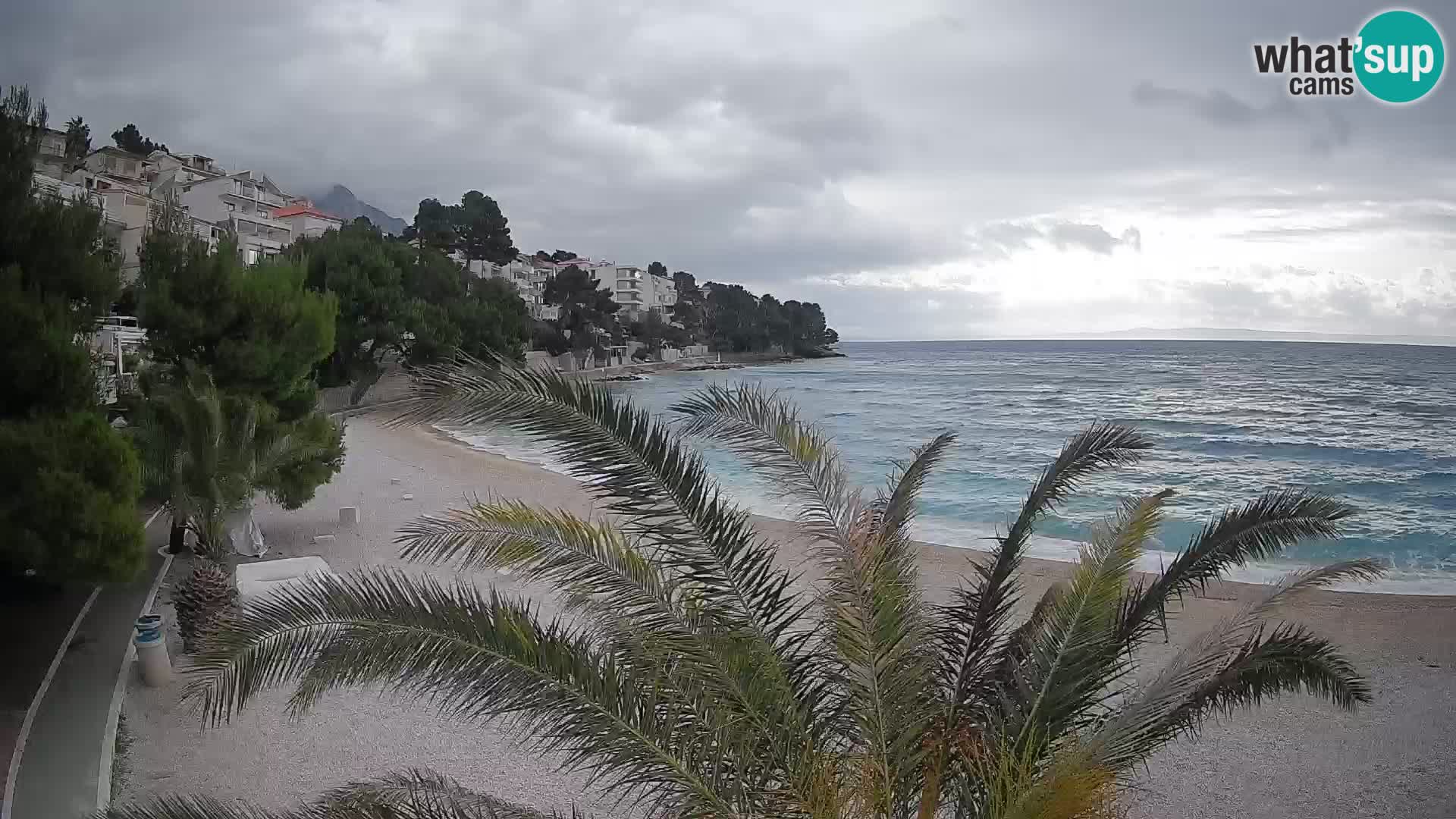 Webcam Spiaggia Lučica Brela – Vista live sulla costa adriatica
