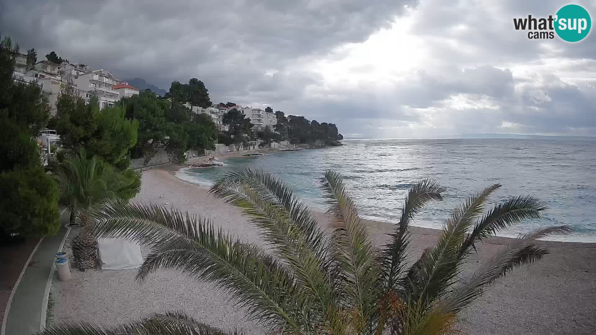 Webcam Spiaggia Lučica Brela – Vista live sulla costa adriatica