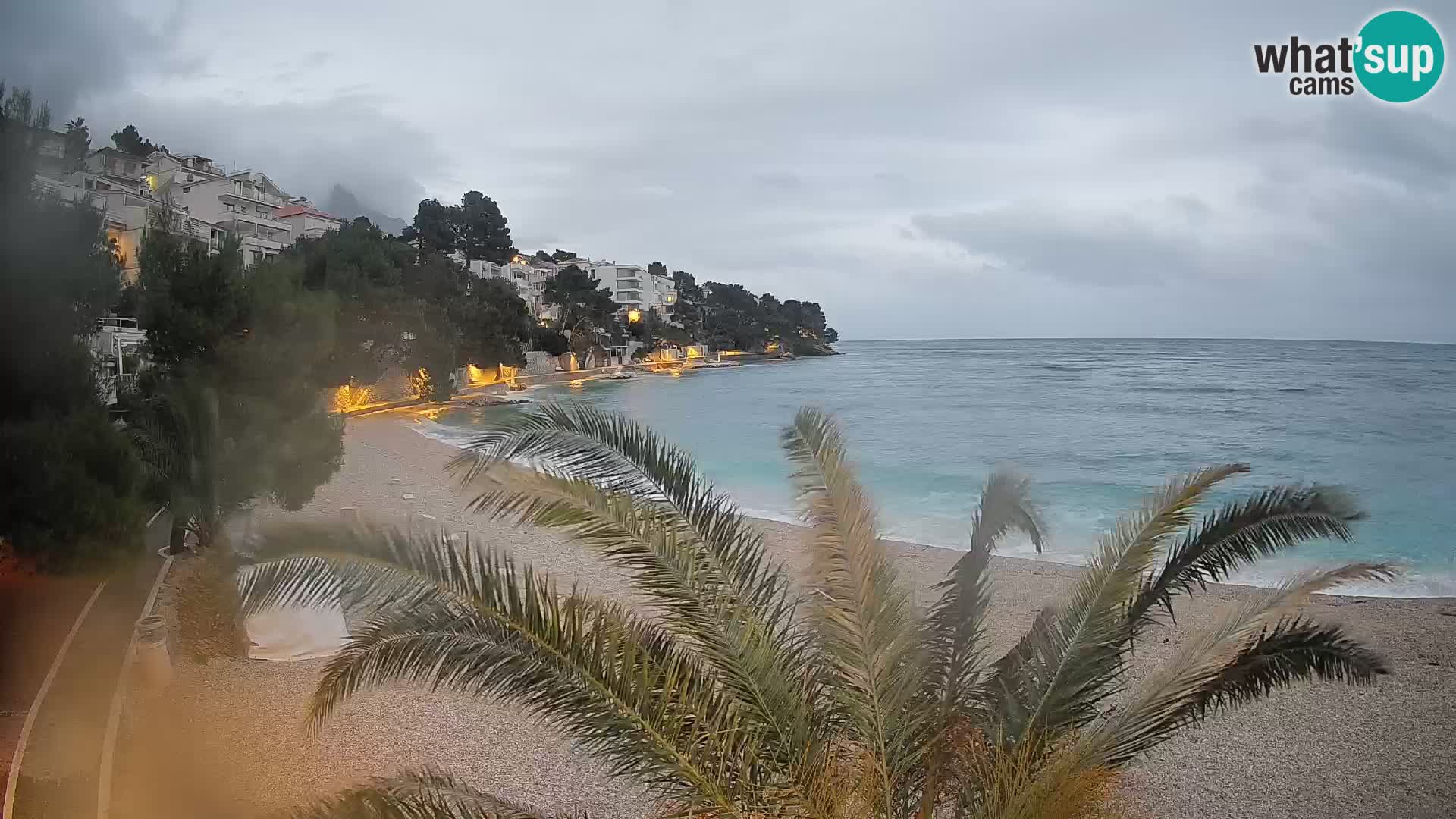 Webcam Plage Lučica Brela – Vue en direct sur la côte adriatique