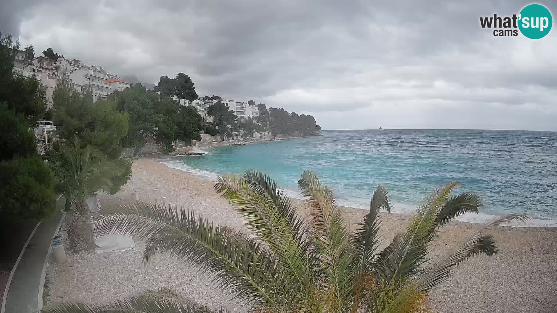 Webcam Plage Lučica Brela – Vue en direct sur la côte adriatique