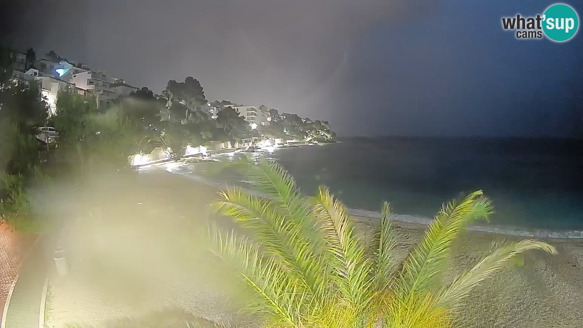 Webcam Playa Lučica Brela – Vista en directo de la costa adriática