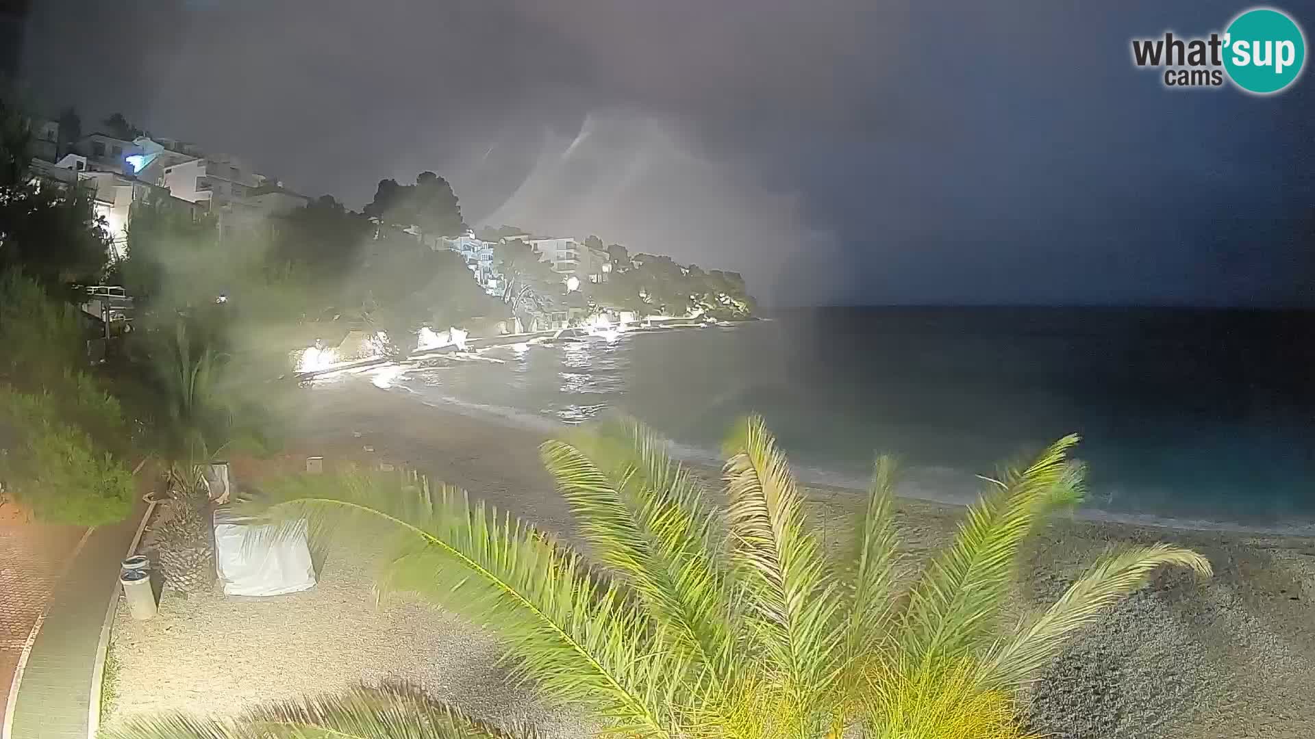 Webcam Lučica Strand Beach Brela – Liveblick von der Adriaküste