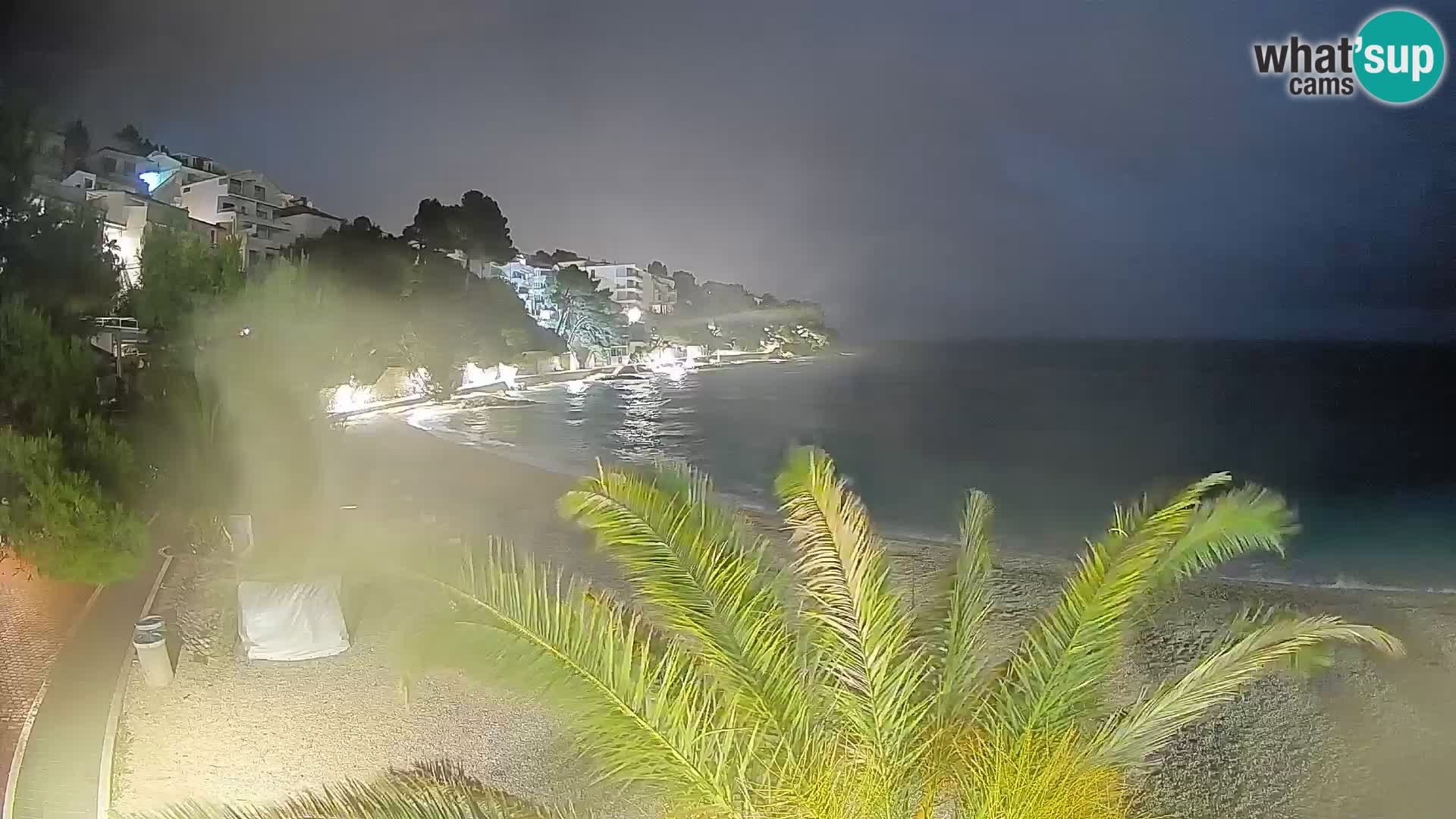 Webcam Spiaggia Lučica Brela – Vista live sulla costa adriatica