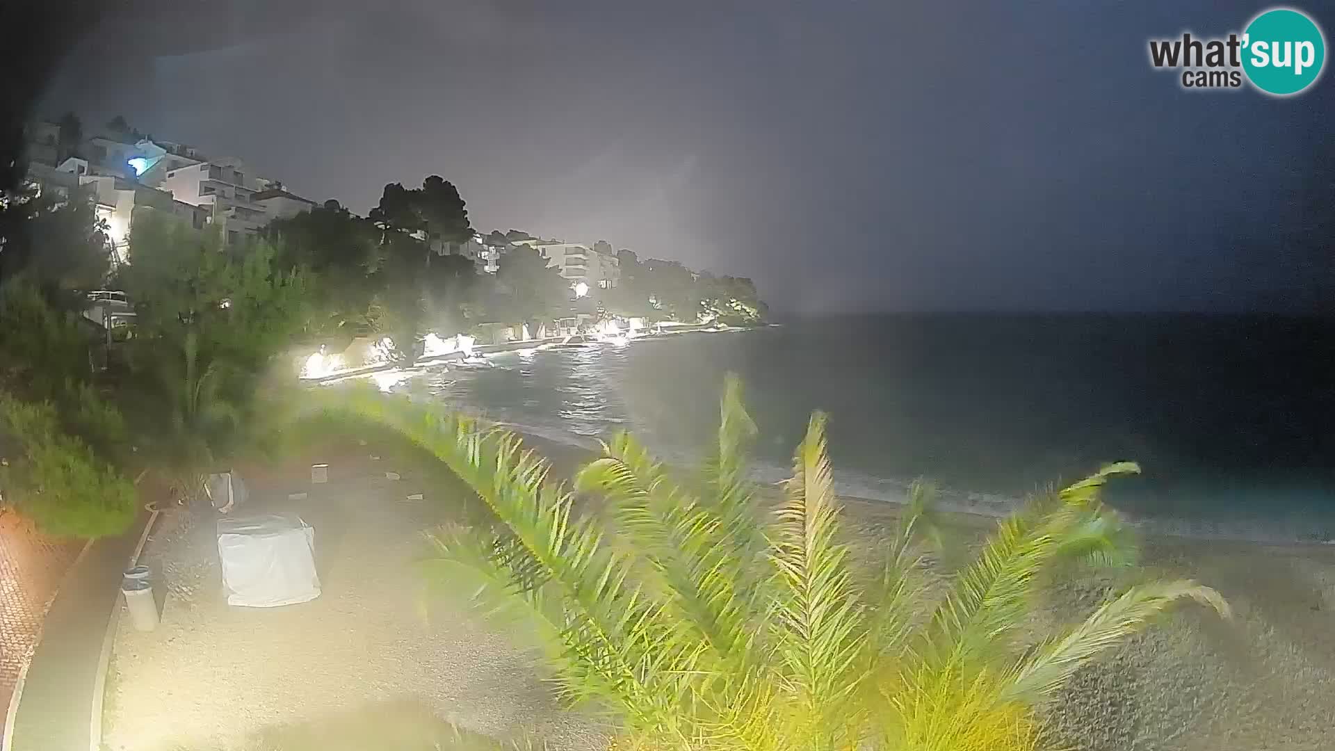 Webcam Spiaggia Lučica Brela – Vista live sulla costa adriatica