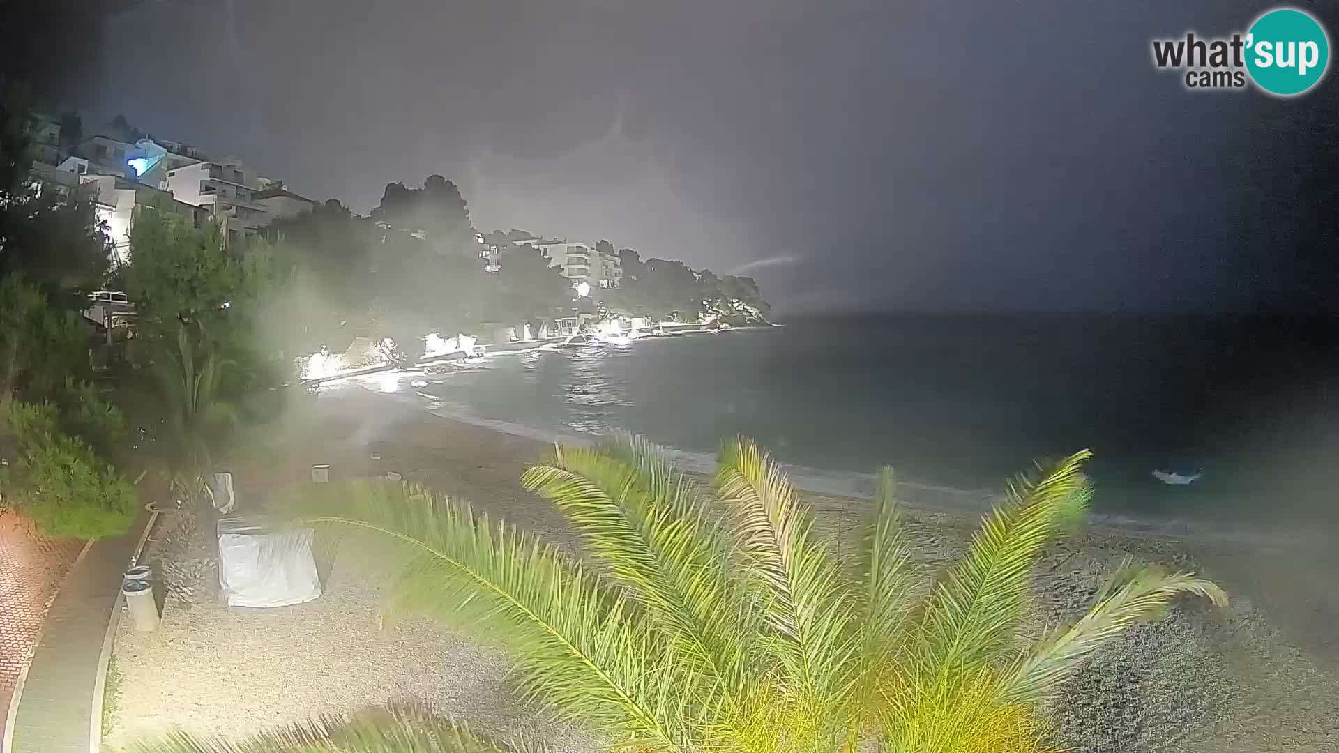 Webcam Playa Lučica Brela – Vista en directo de la costa adriática