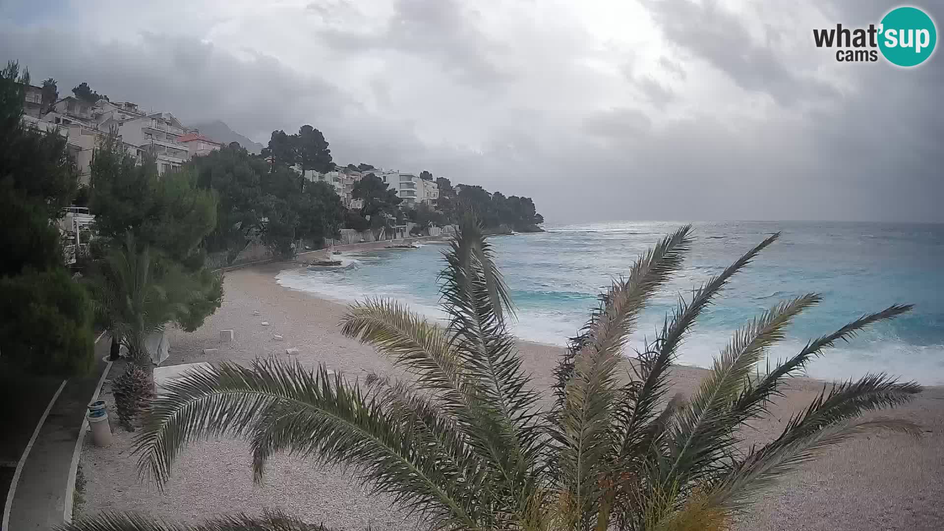 Webcam Spiaggia Lučica Brela – Vista live sulla costa adriatica
