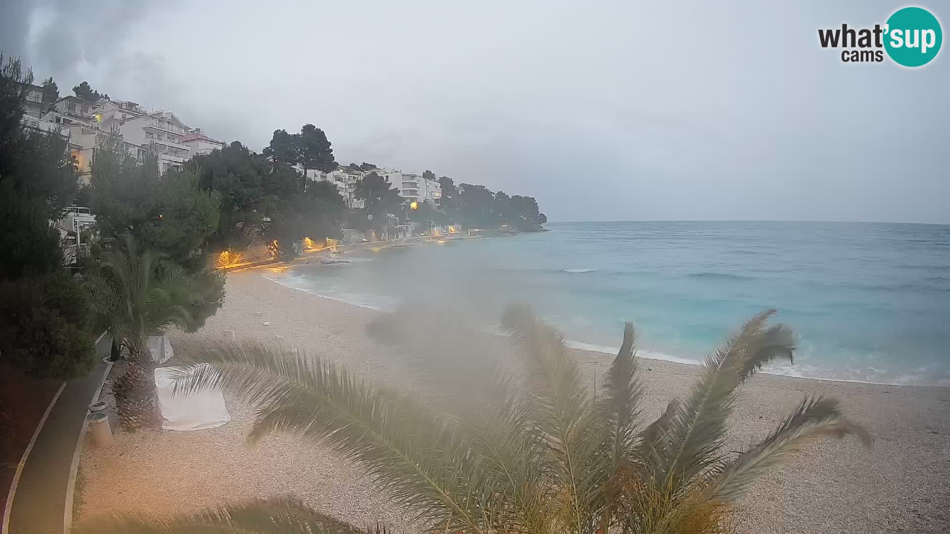Webcam Plage Lučica Brela – Vue en direct sur la côte adriatique