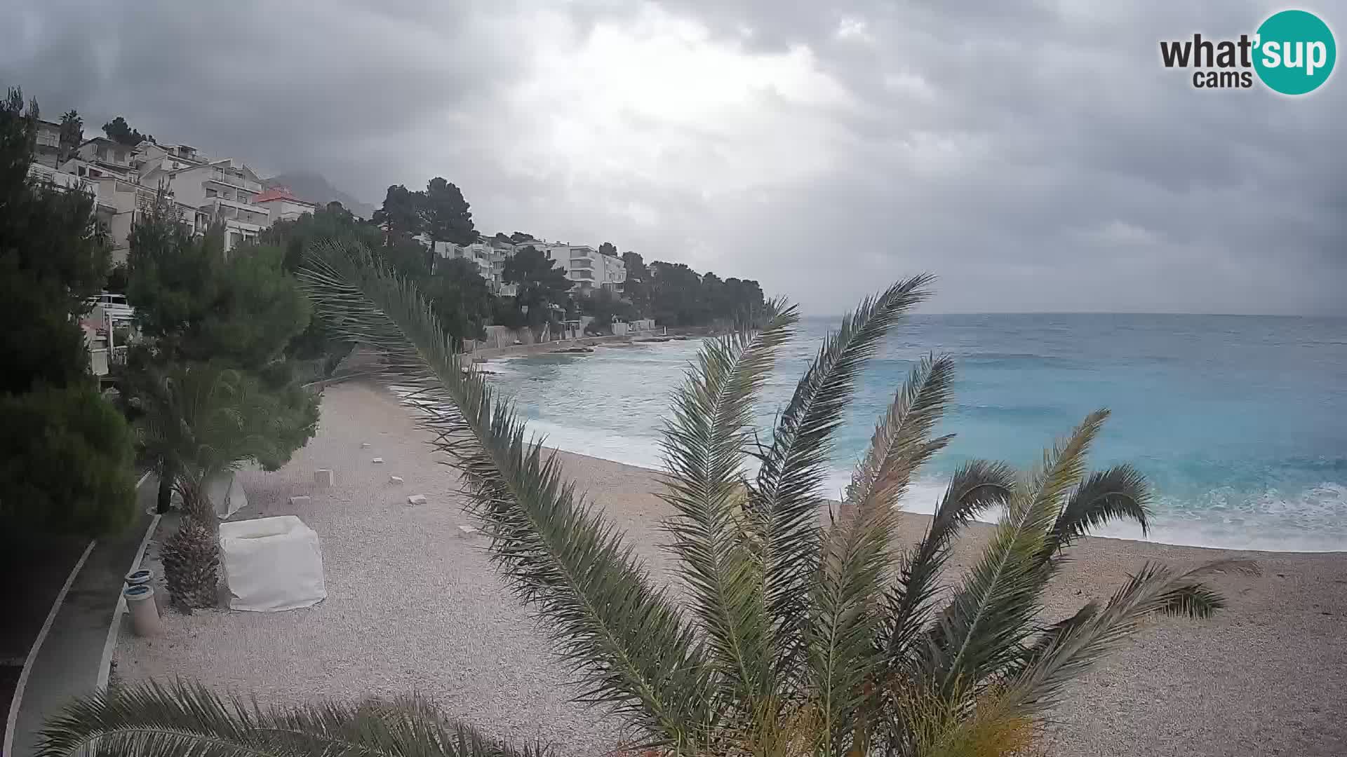 Webcam Plage Lučica Brela – Vue en direct sur la côte adriatique