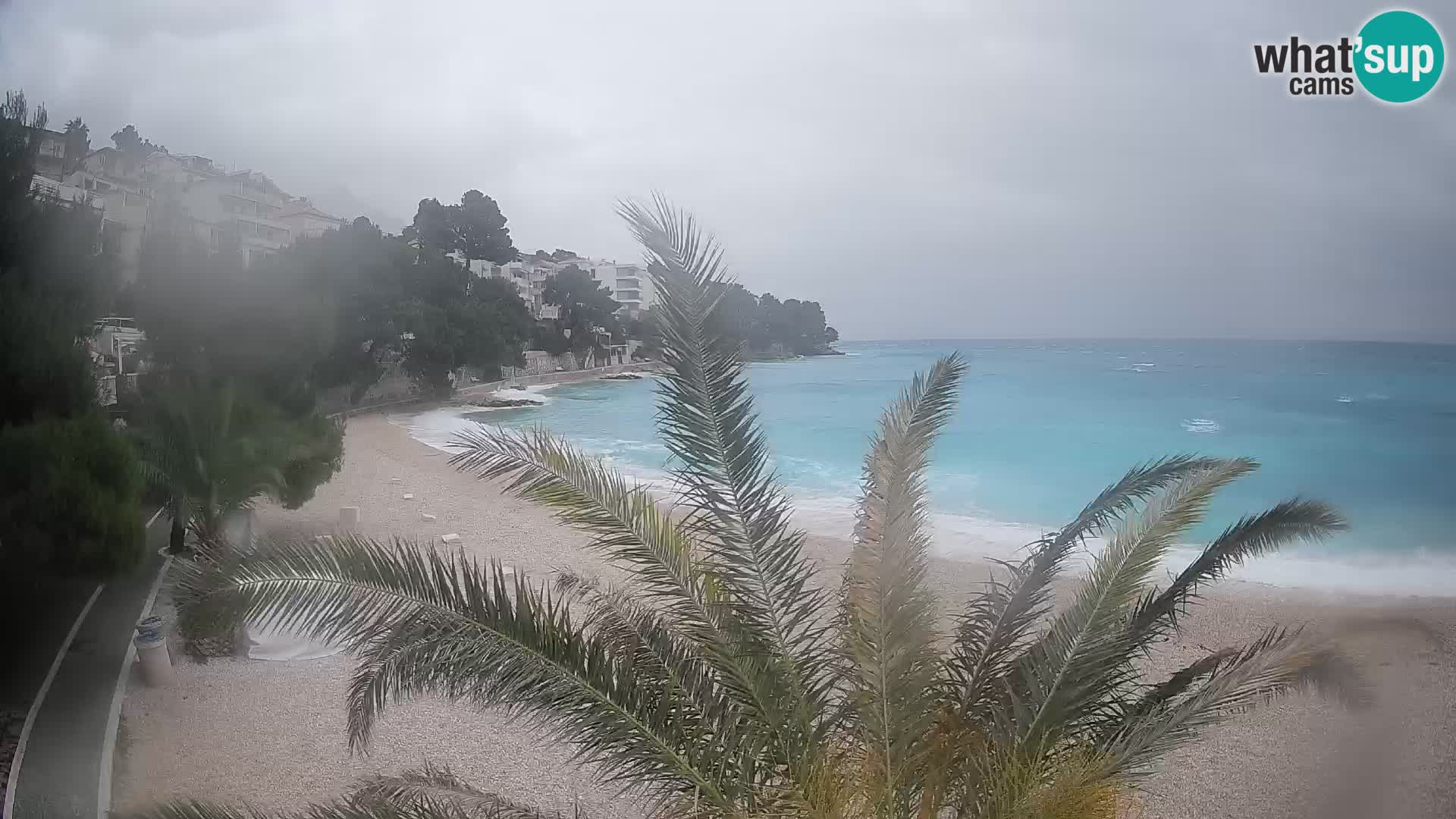 Webcam Plage Lučica Brela – Vue en direct sur la côte adriatique