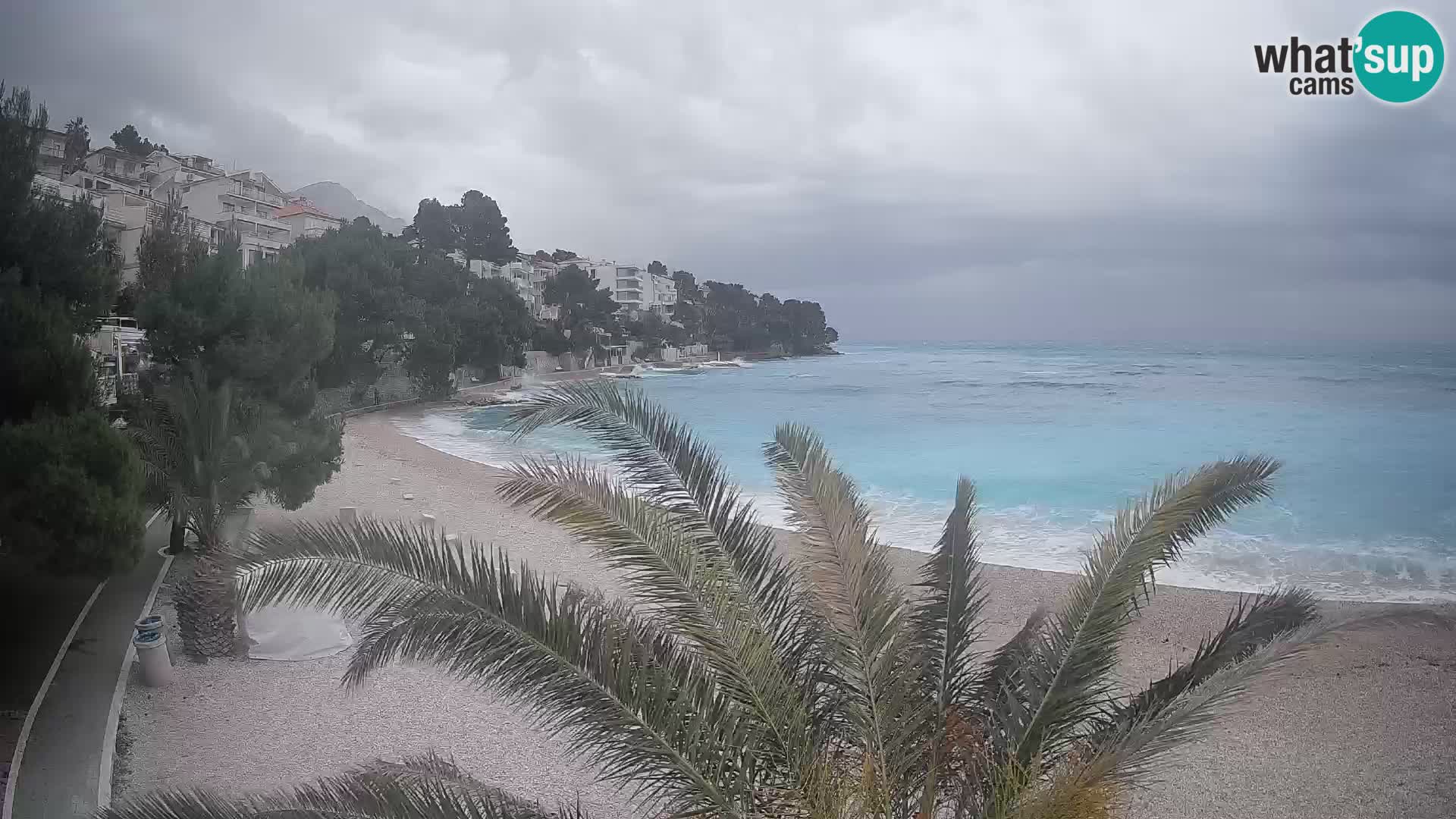 Webcam Plage Lučica Brela – Vue en direct sur la côte adriatique