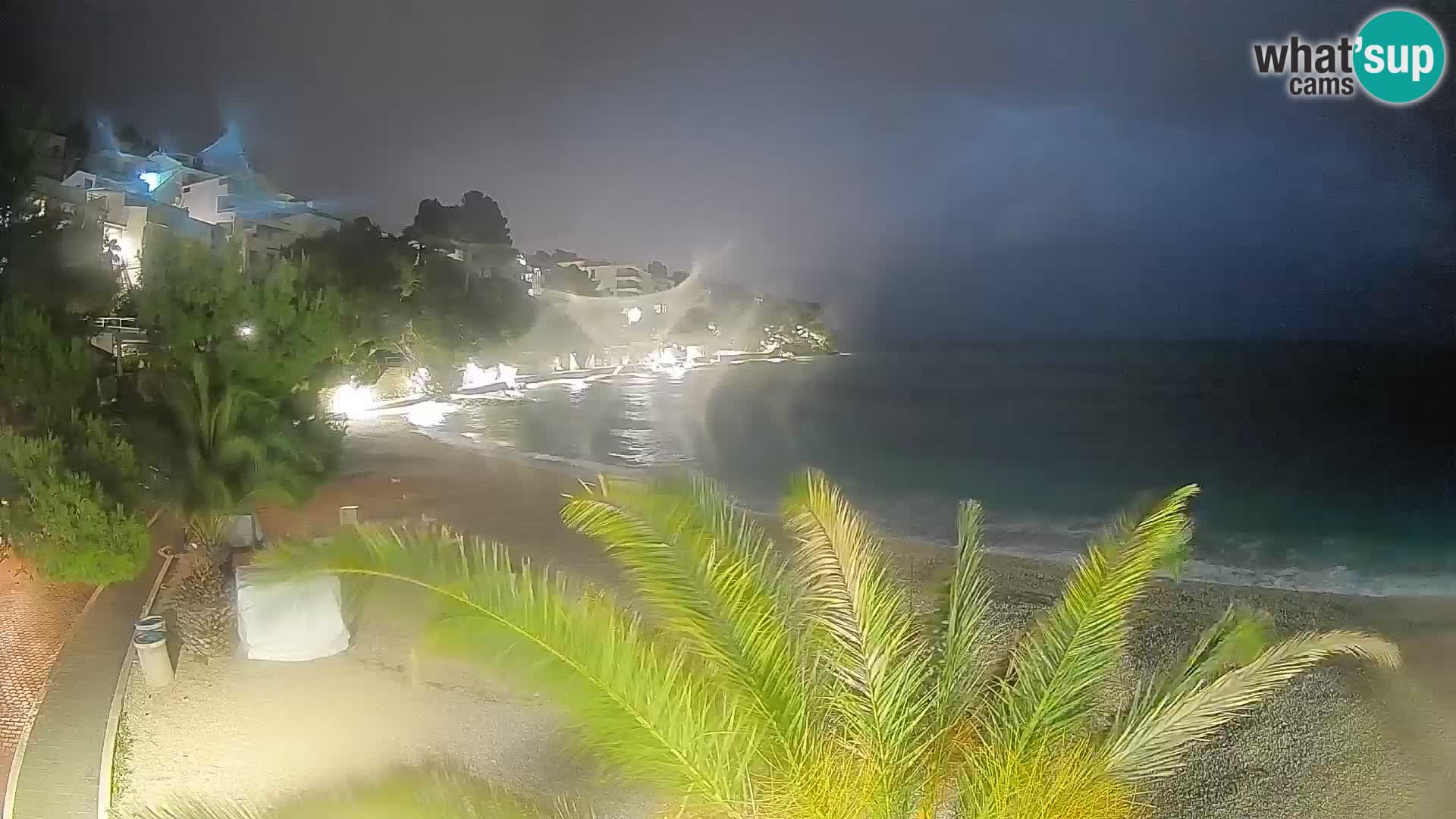 Webcam Spiaggia Lučica Brela – Vista live sulla costa adriatica