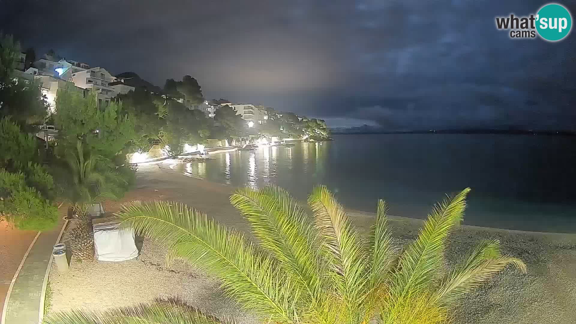 Webcam Lučica Strand Beach Brela – Liveblick von der Adriaküste