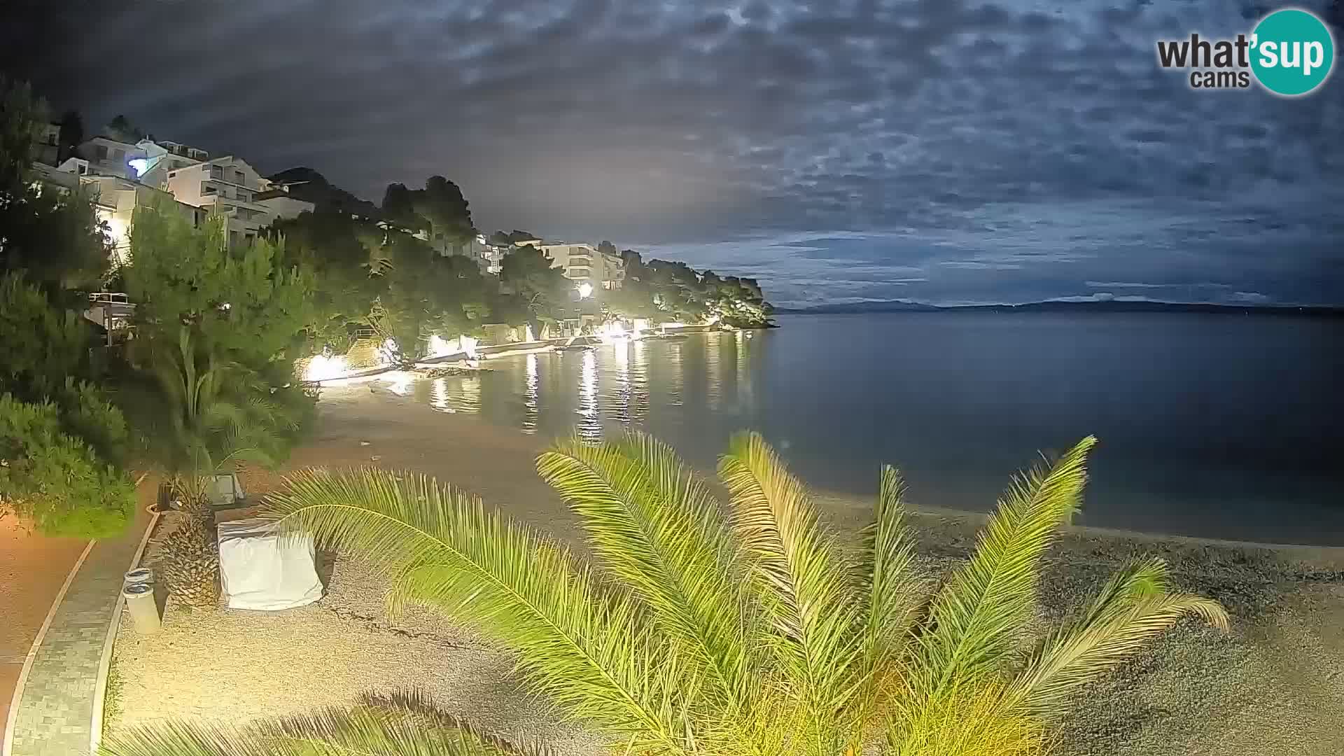 Webcam Spiaggia Lučica Brela – Vista live sulla costa adriatica