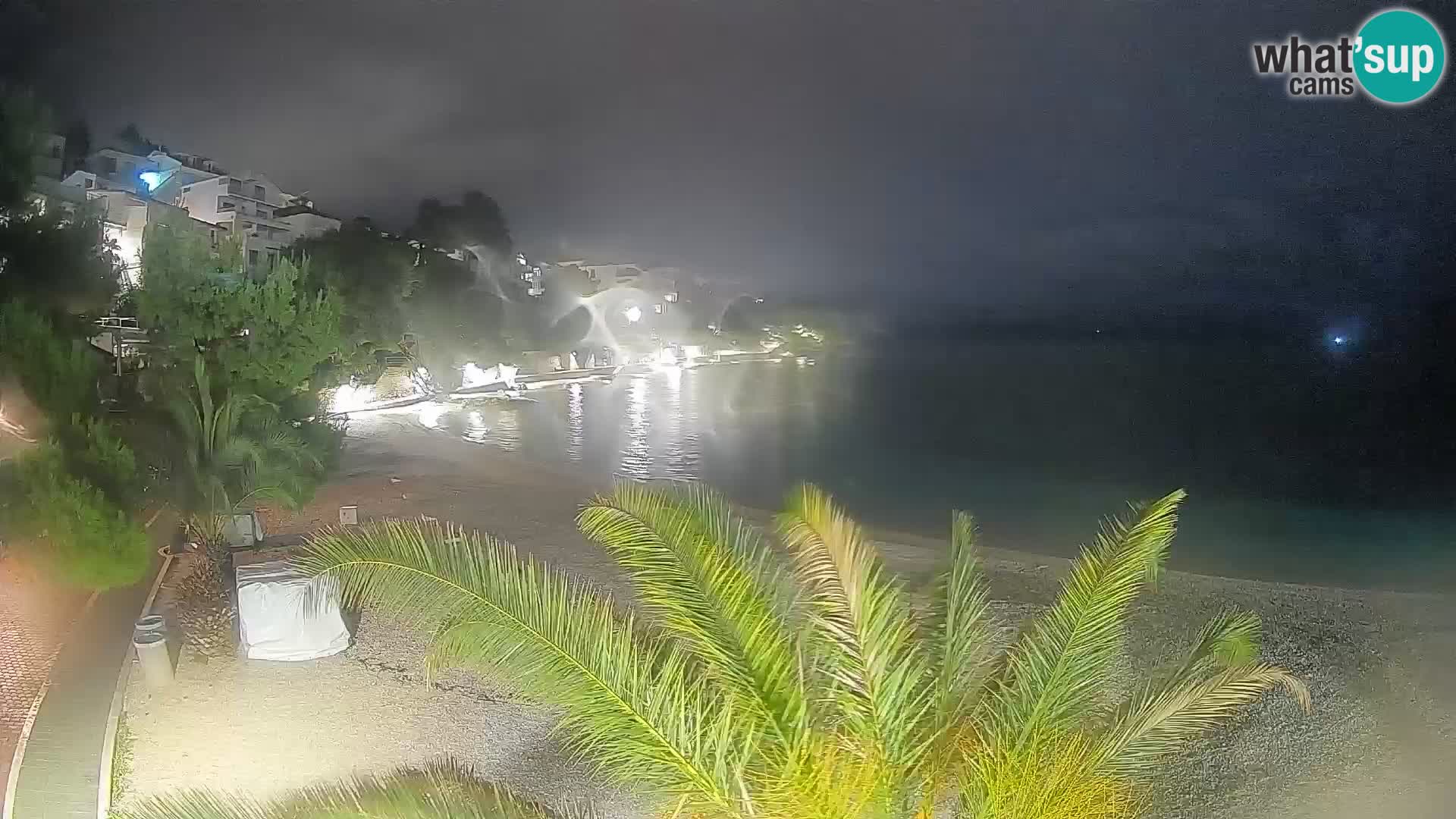 Webcam Spiaggia Lučica Brela – Vista live sulla costa adriatica