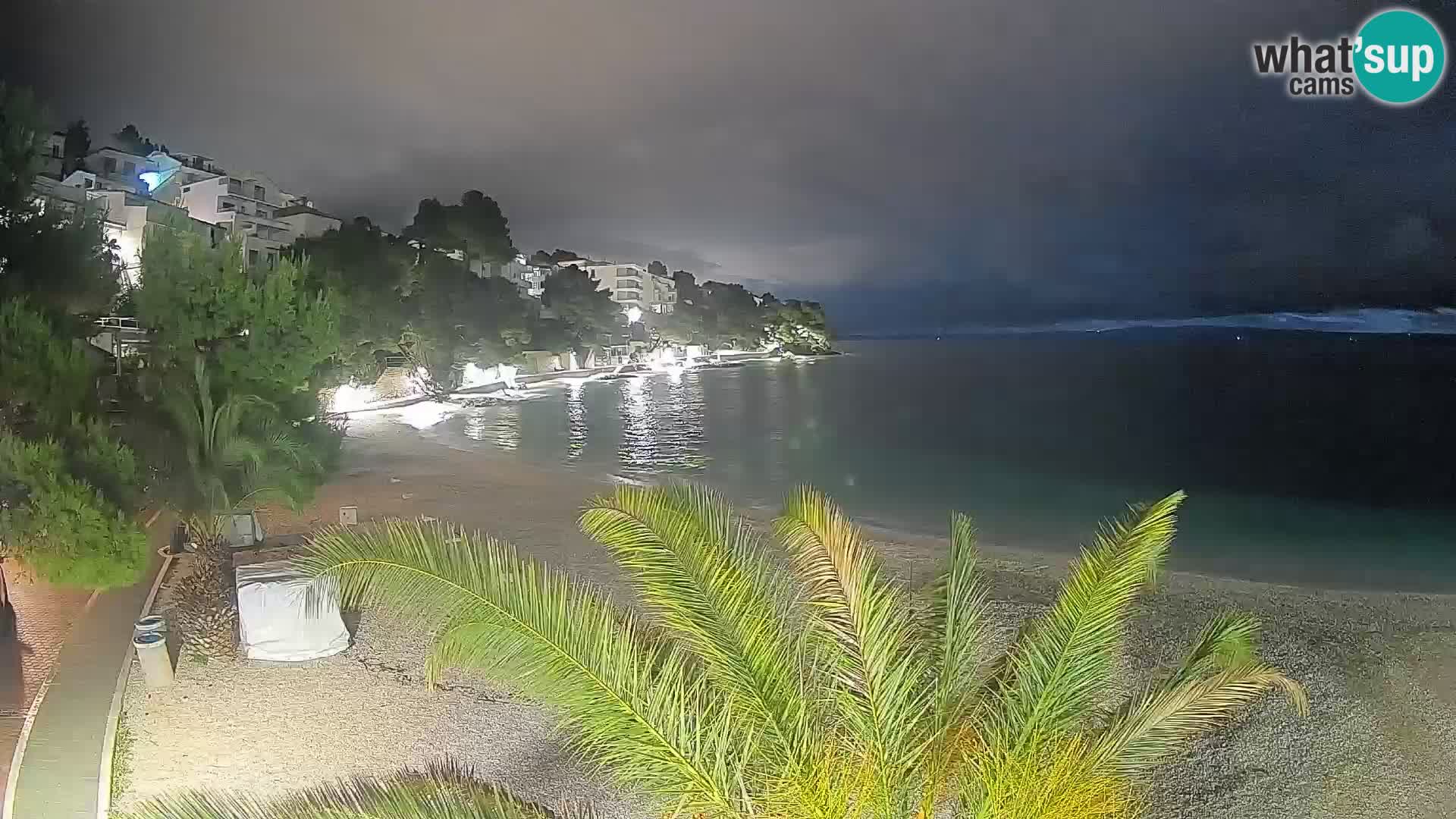Webcam Spiaggia Lučica Brela – Vista live sulla costa adriatica