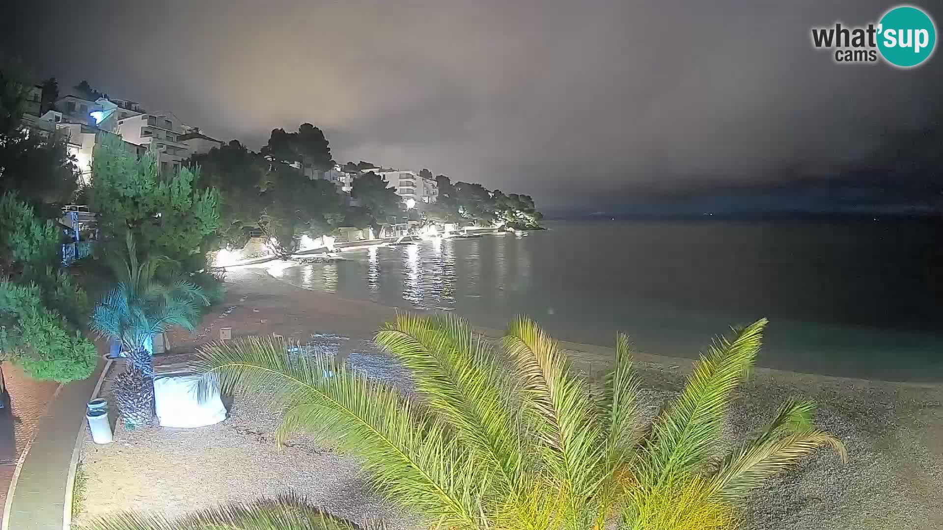Webcam Spiaggia Lučica Brela – Vista live sulla costa adriatica