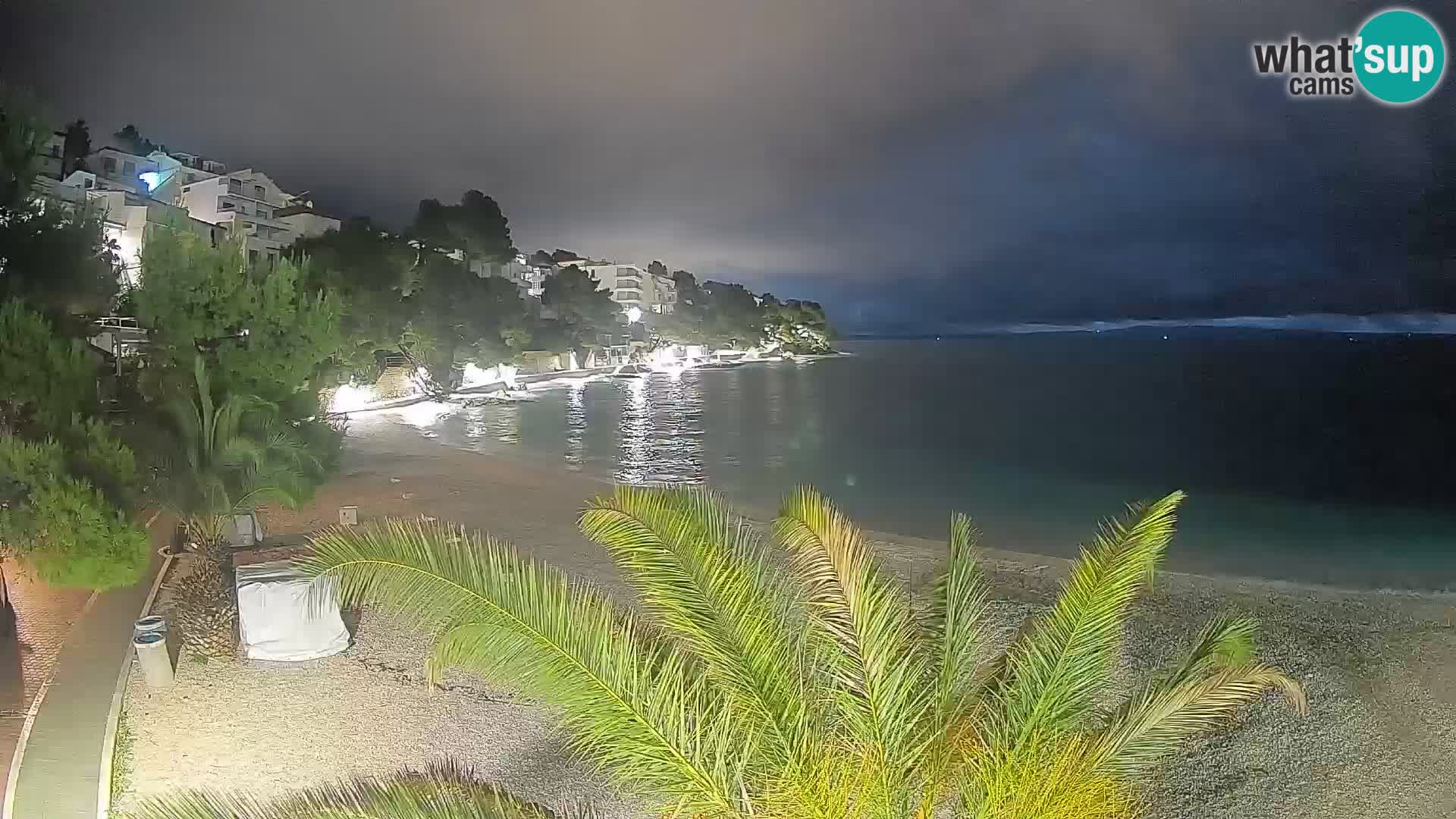 Webcam Spiaggia Lučica Brela – Vista live sulla costa adriatica