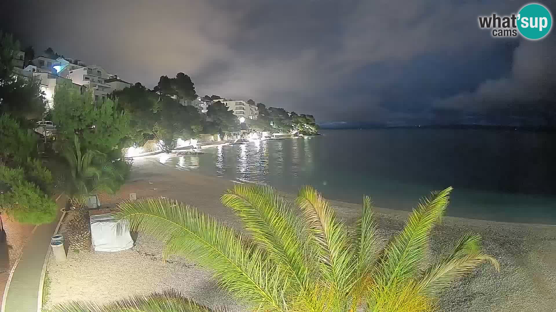 Webcam Spiaggia Lučica Brela – Vista live sulla costa adriatica