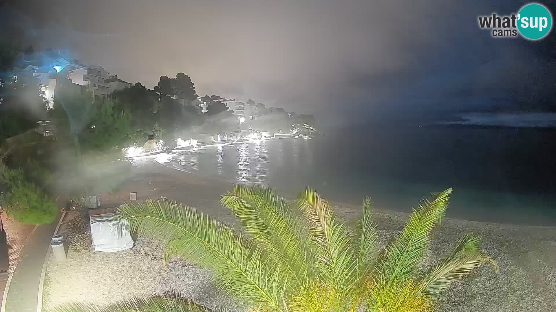 Webcam Playa Lučica Brela – Vista en directo de la costa adriática