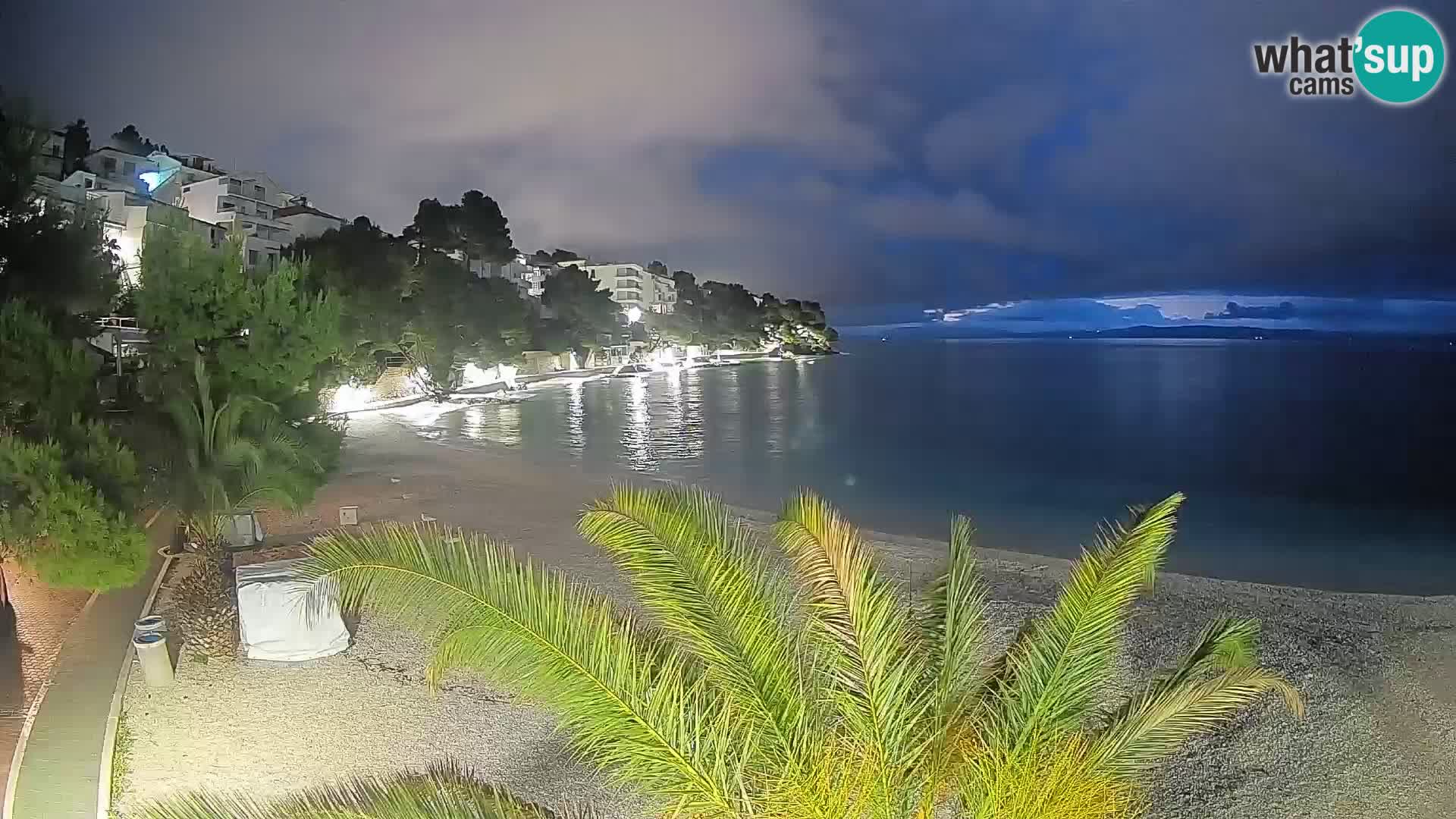 Webcam Spiaggia Lučica Brela – Vista live sulla costa adriatica