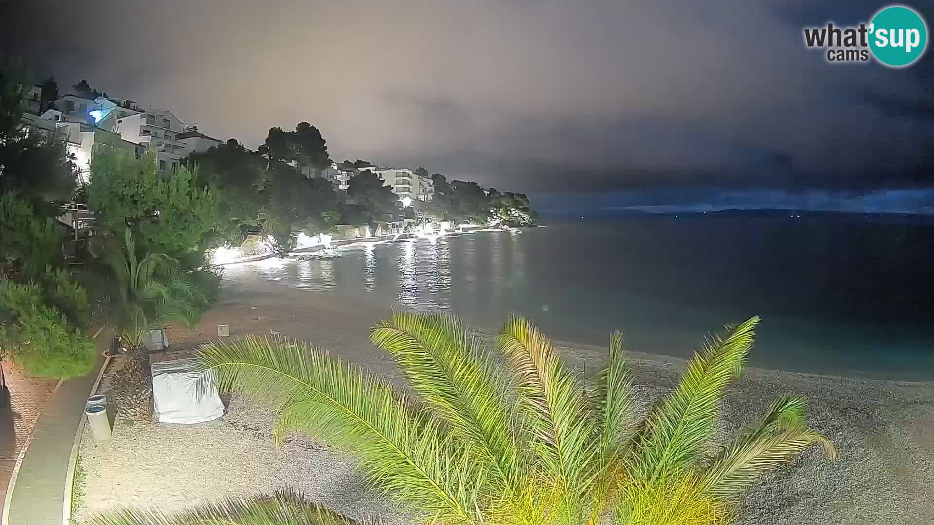 Webcam Spiaggia Lučica Brela – Vista live sulla costa adriatica